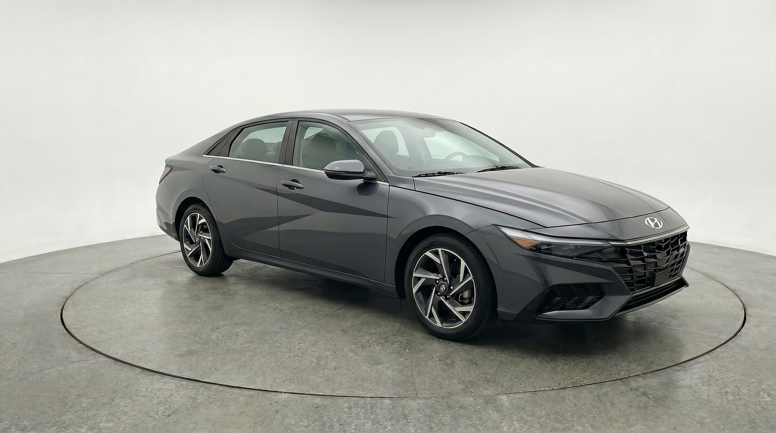 Thumbnail: 2025 Hyundai Elantra - 1