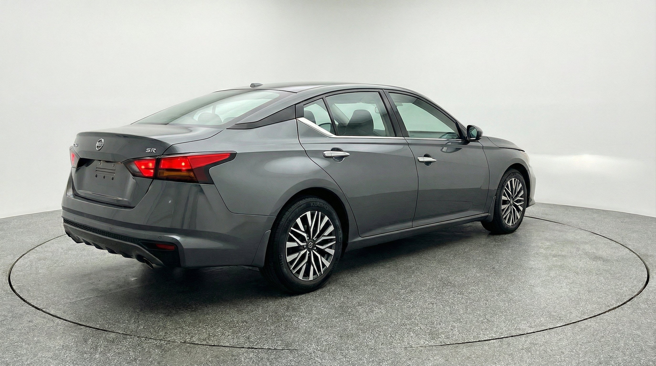 Thumbnail: 2025 Nissan Altima - 9