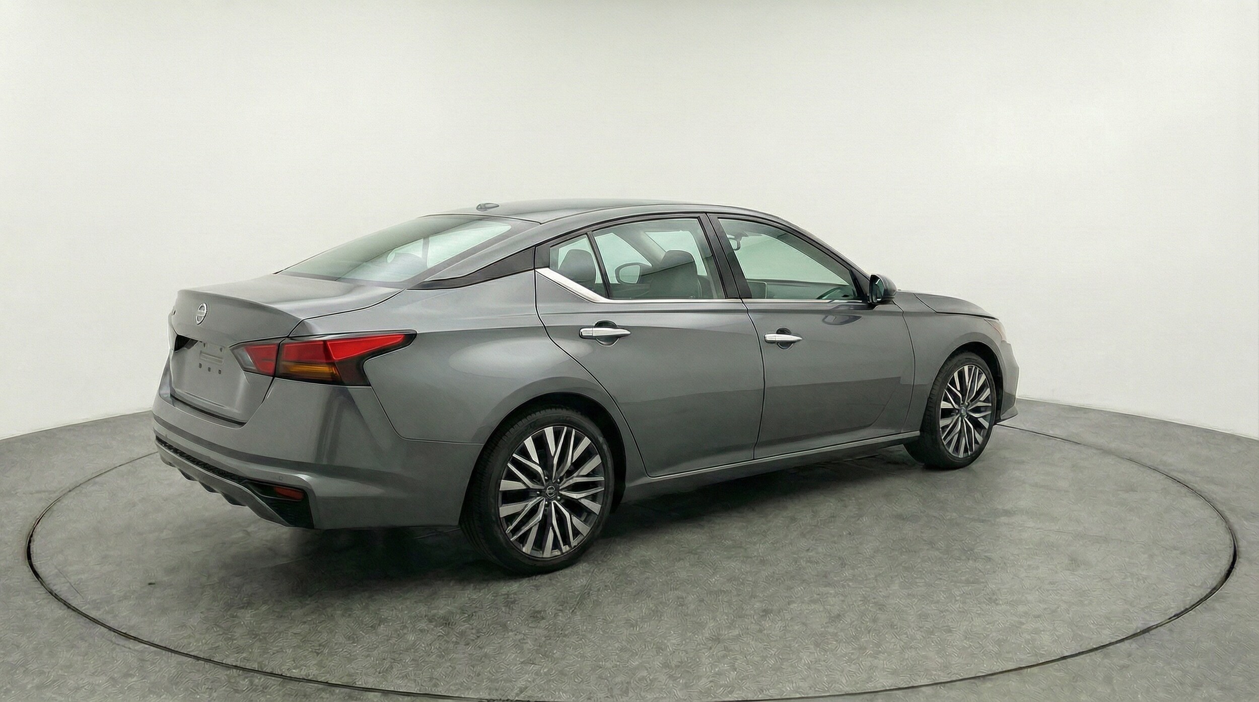 Thumbnail: 2025 Nissan Altima - 7