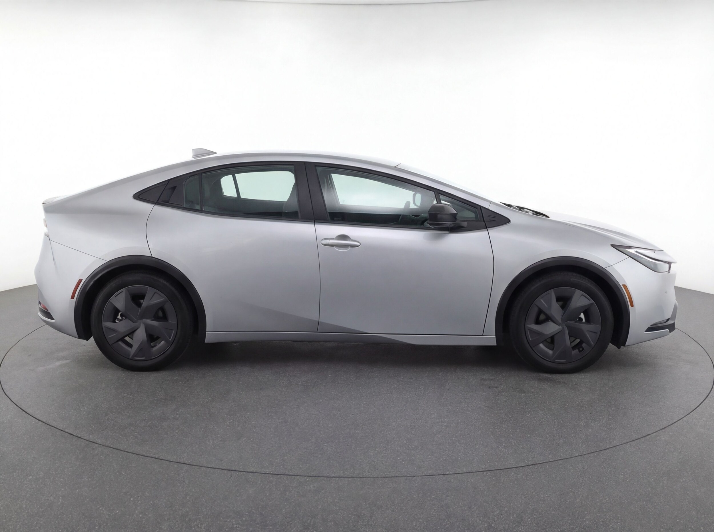 Thumbnail: 2025 Toyota Prius - 8