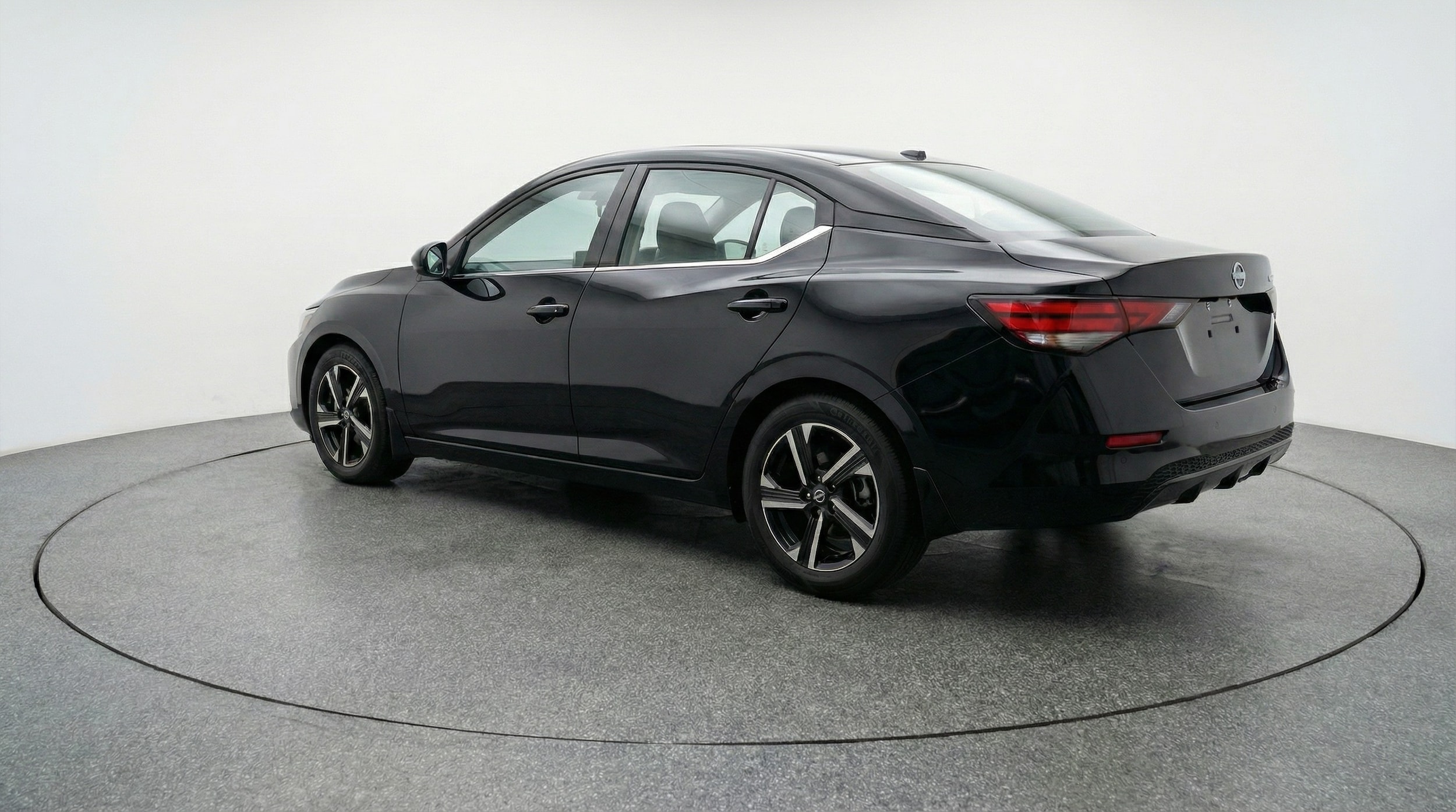 Thumbnail: 2025 Nissan Sentra - 5