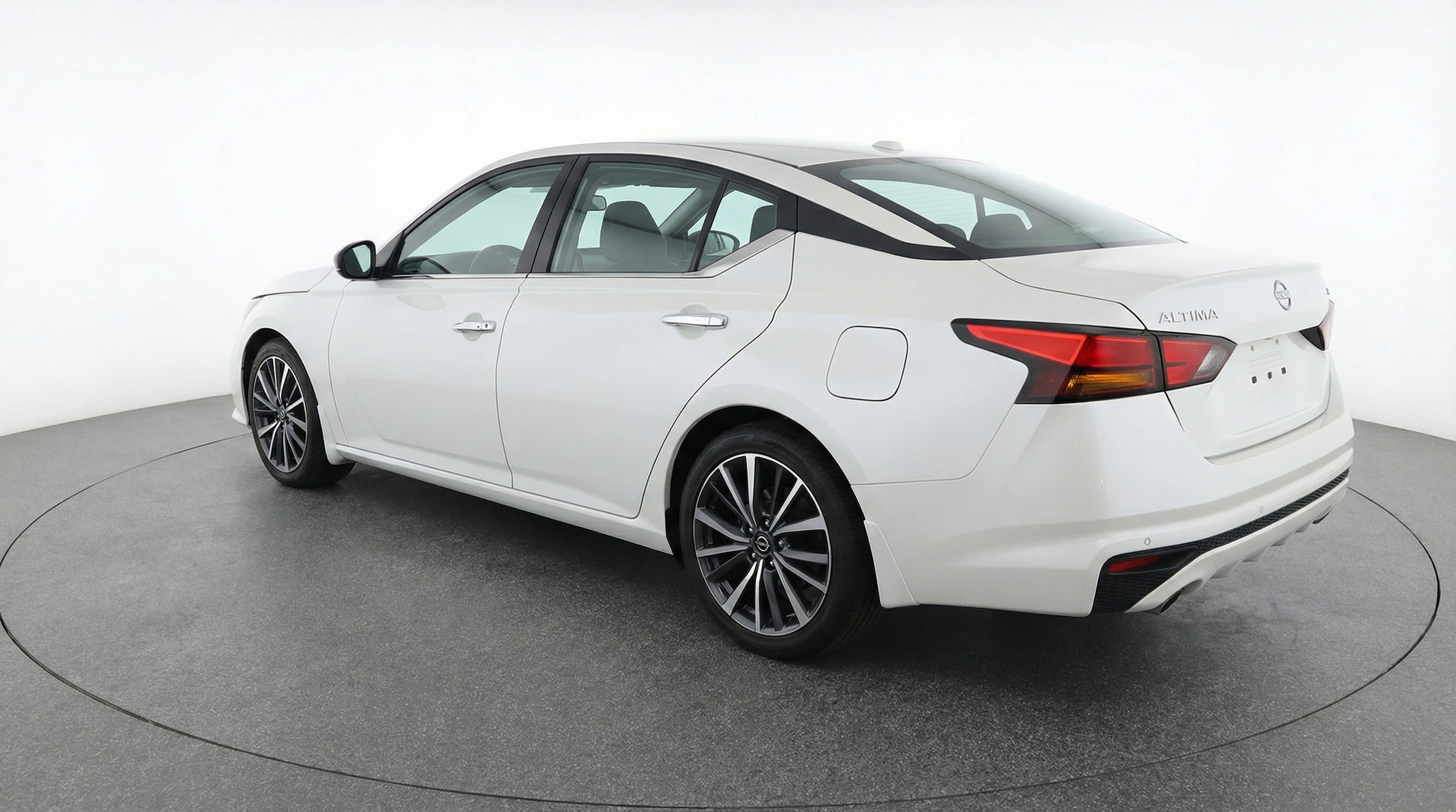 Thumbnail: 2025 Nissan Altima - 5