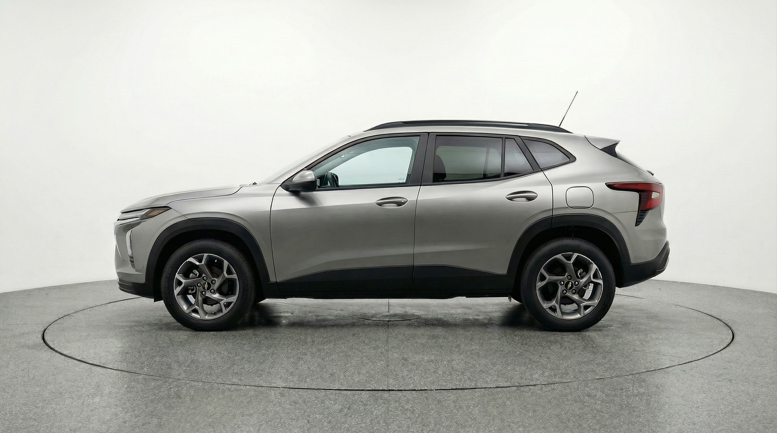 Thumbnail: 2025 Chevrolet Trax - 4