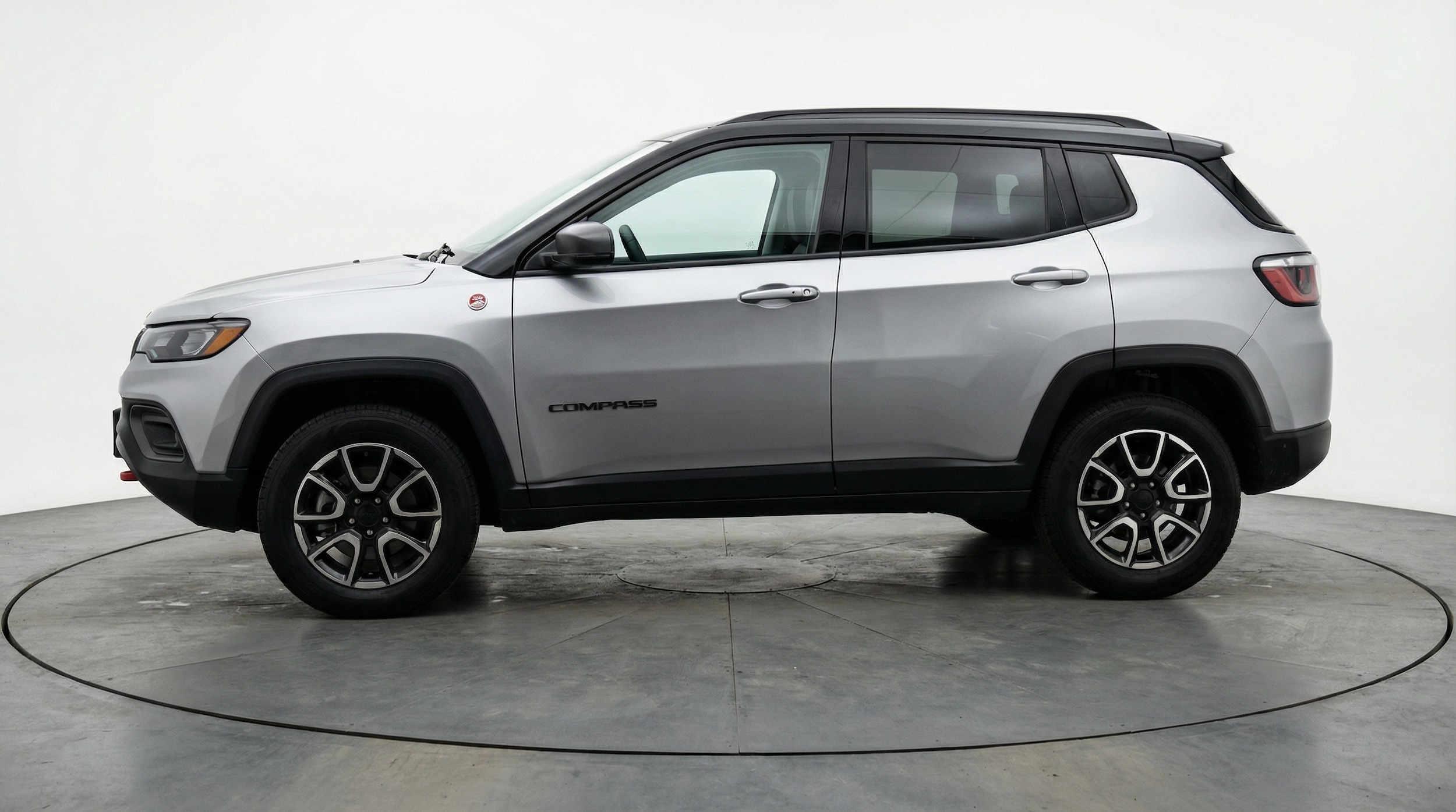 Thumbnail: 2025 Jeep Compass - 4