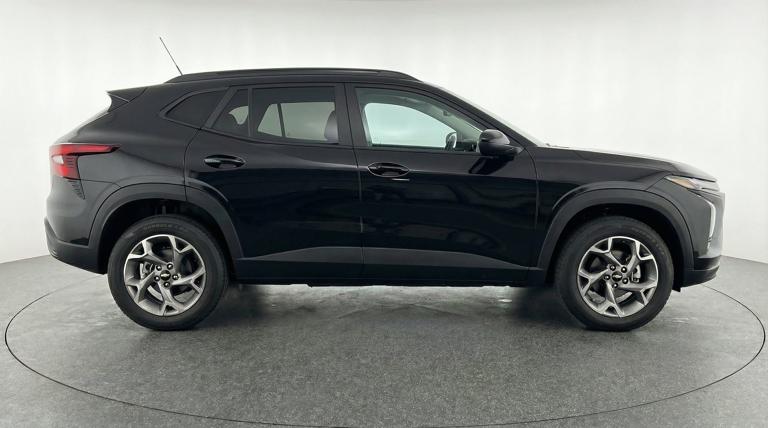 Thumbnail: 2025 Chevrolet Trax - 11