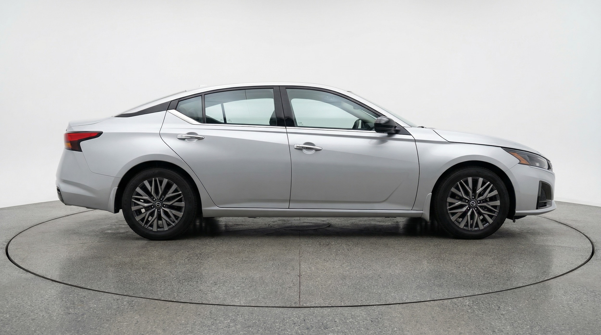 Thumbnail: 2025 Nissan Altima - 8