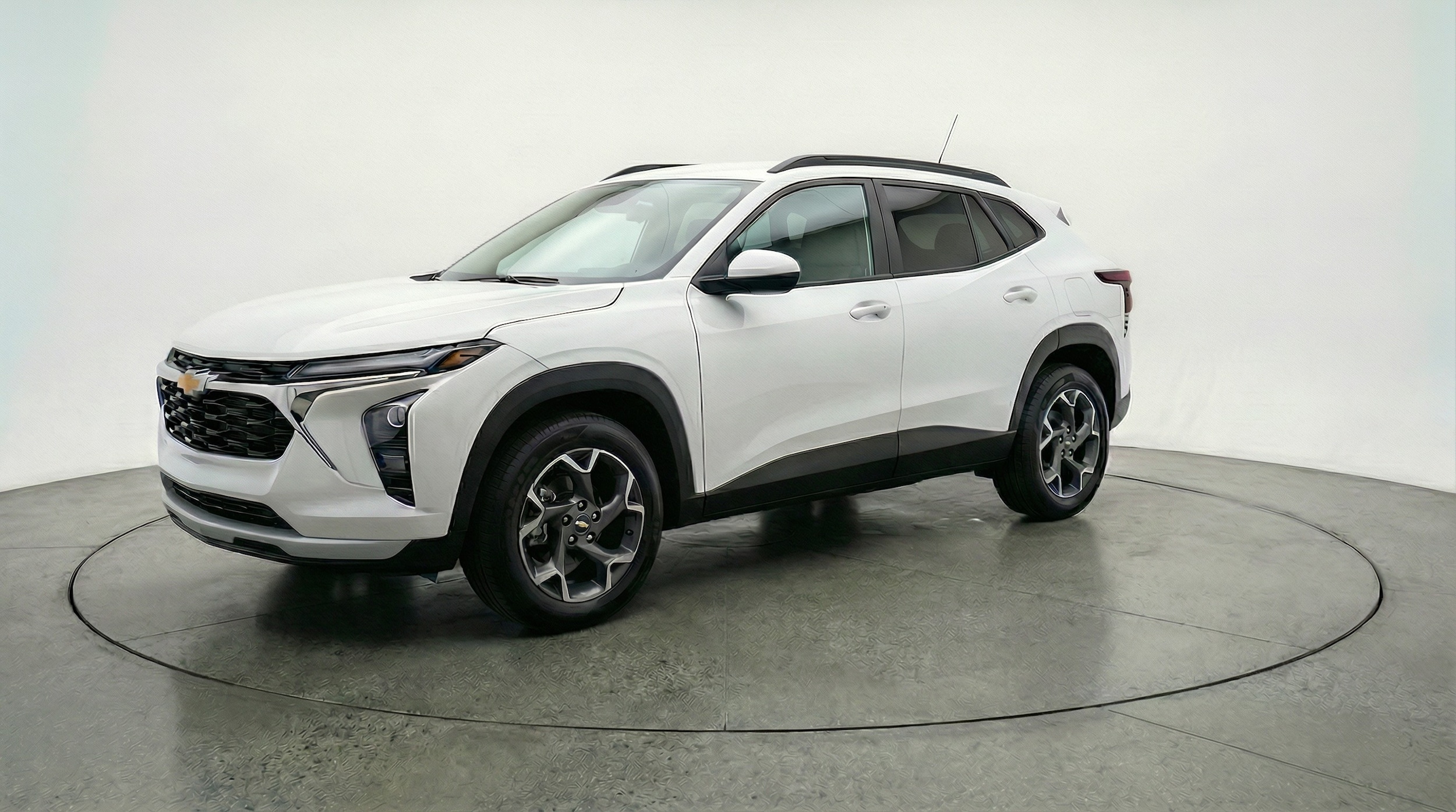 Thumbnail: 2025 Chevrolet Trax - 3