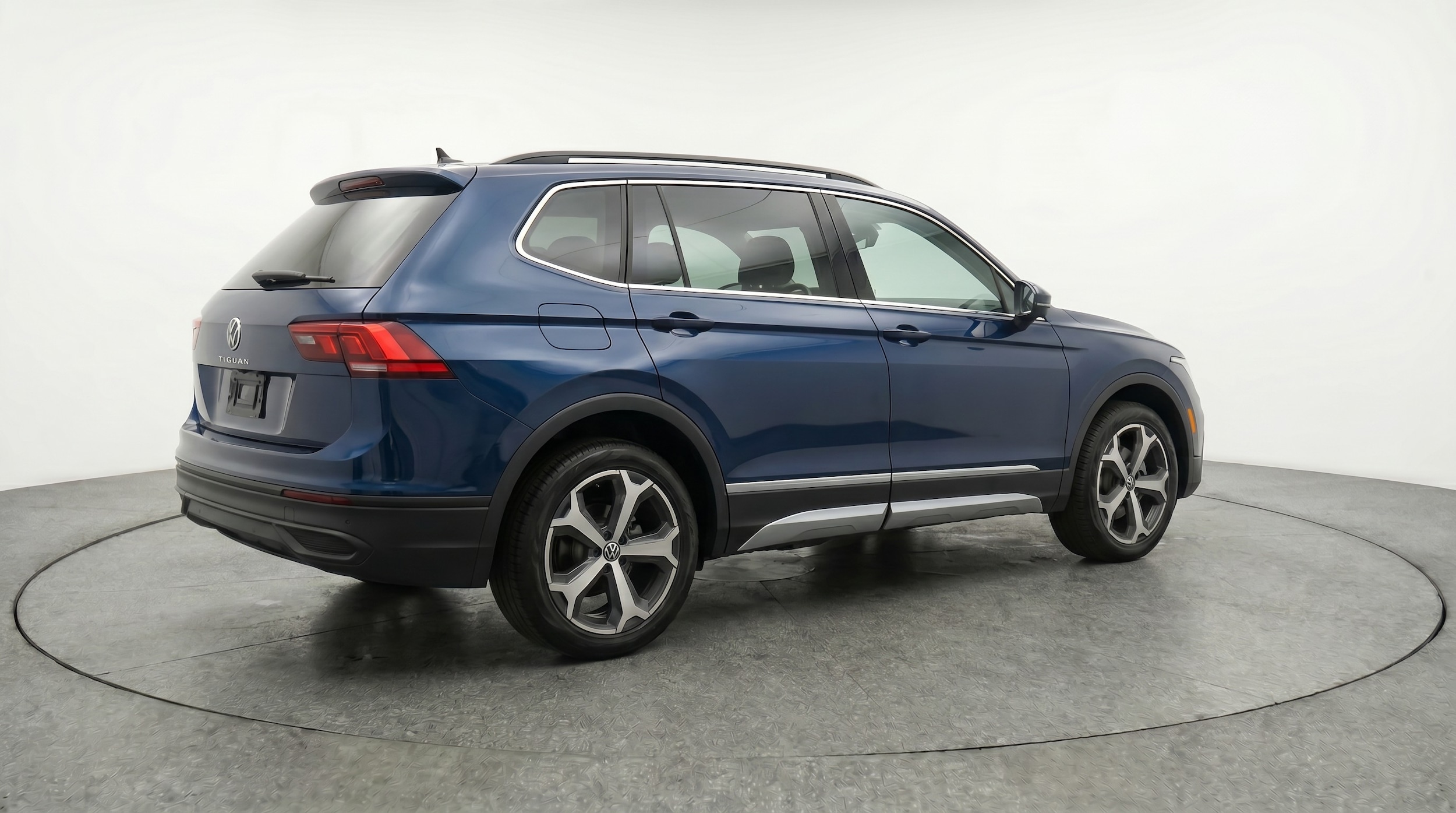 Thumbnail: 2026 Volkswagen Tiguan - 7