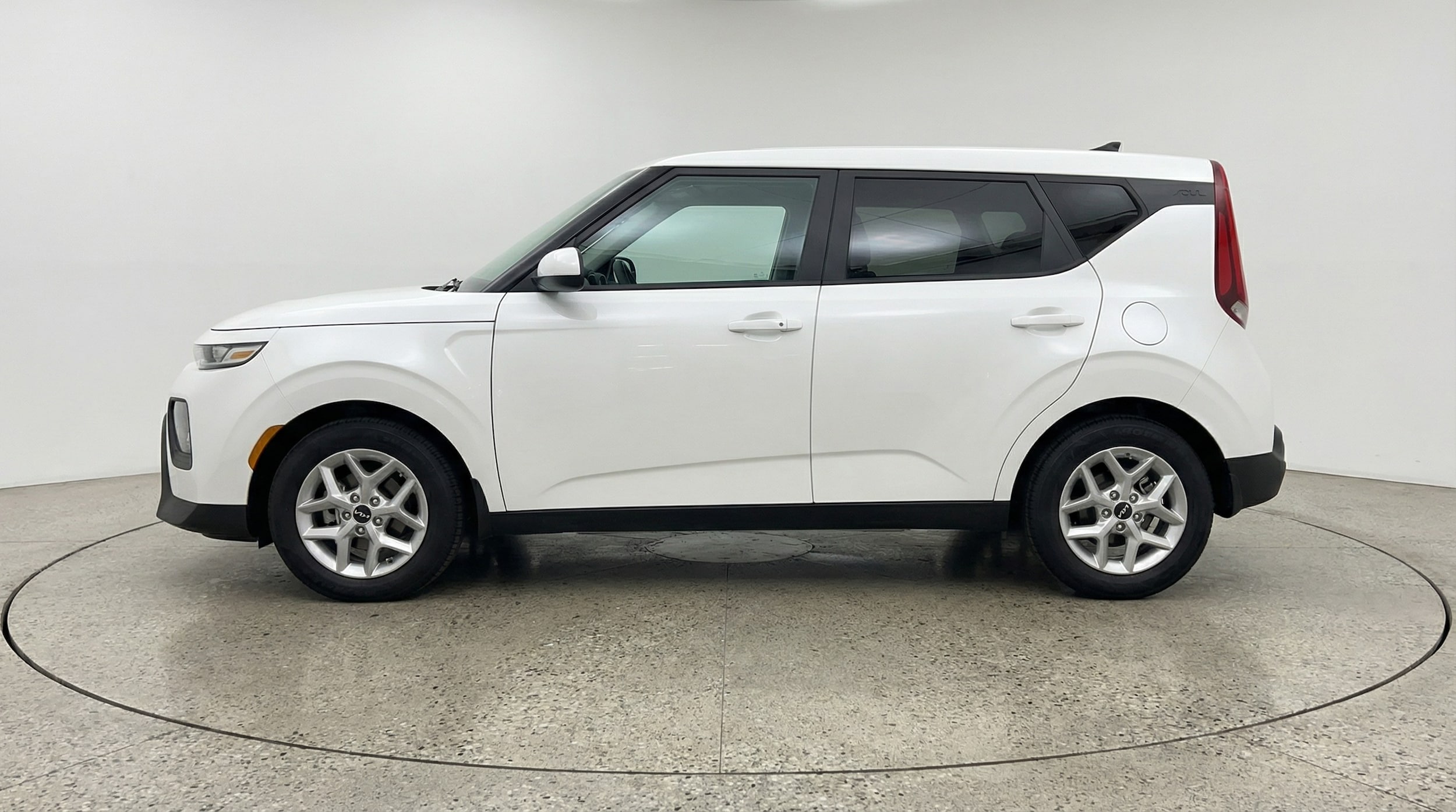 Thumbnail: 2025 Kia Soul - 4