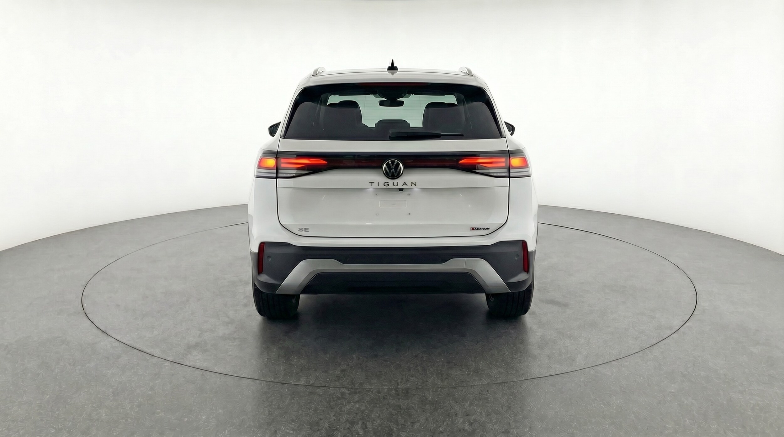 Thumbnail: 2026 Volkswagen Tiguan - 6