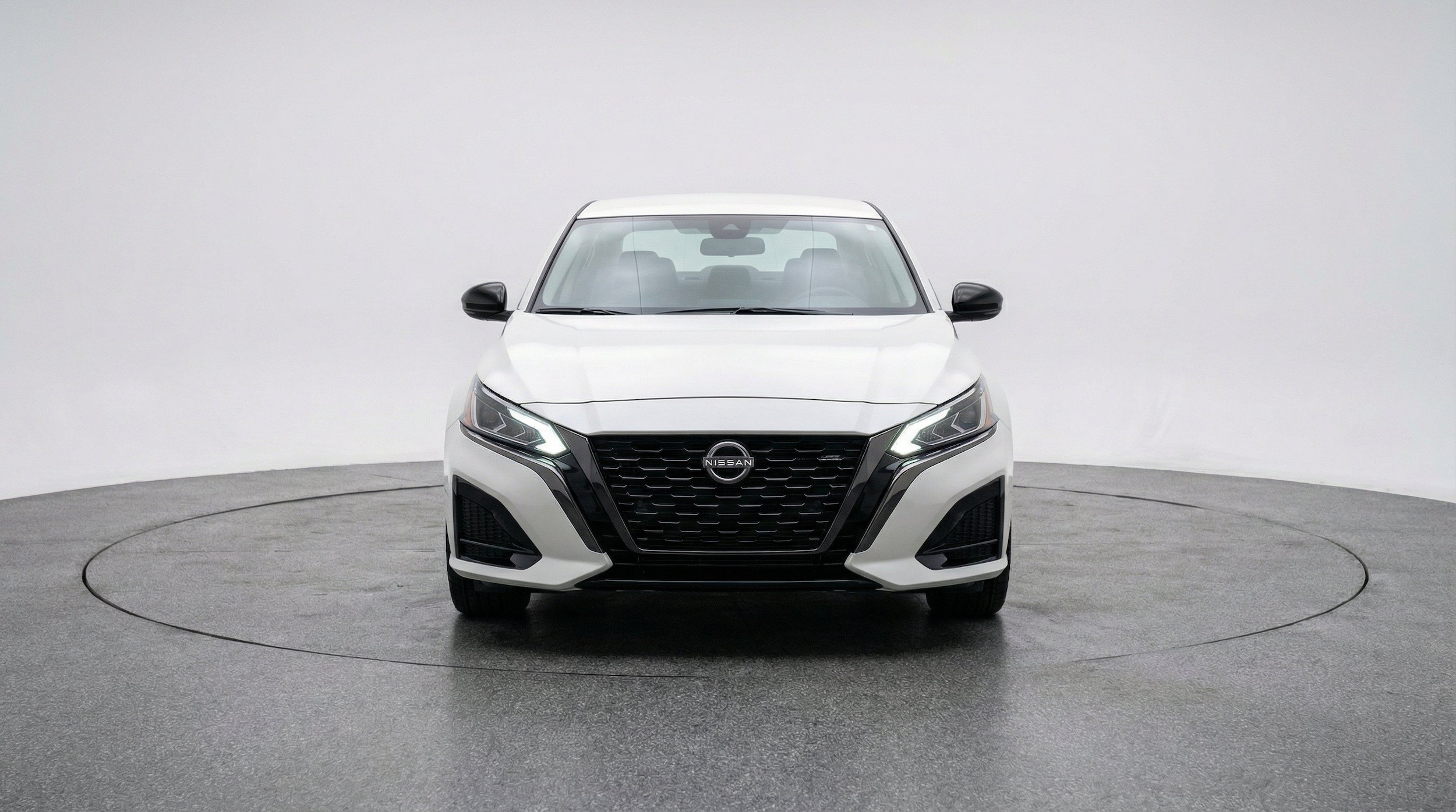 Thumbnail: 2025 Nissan Altima - 2