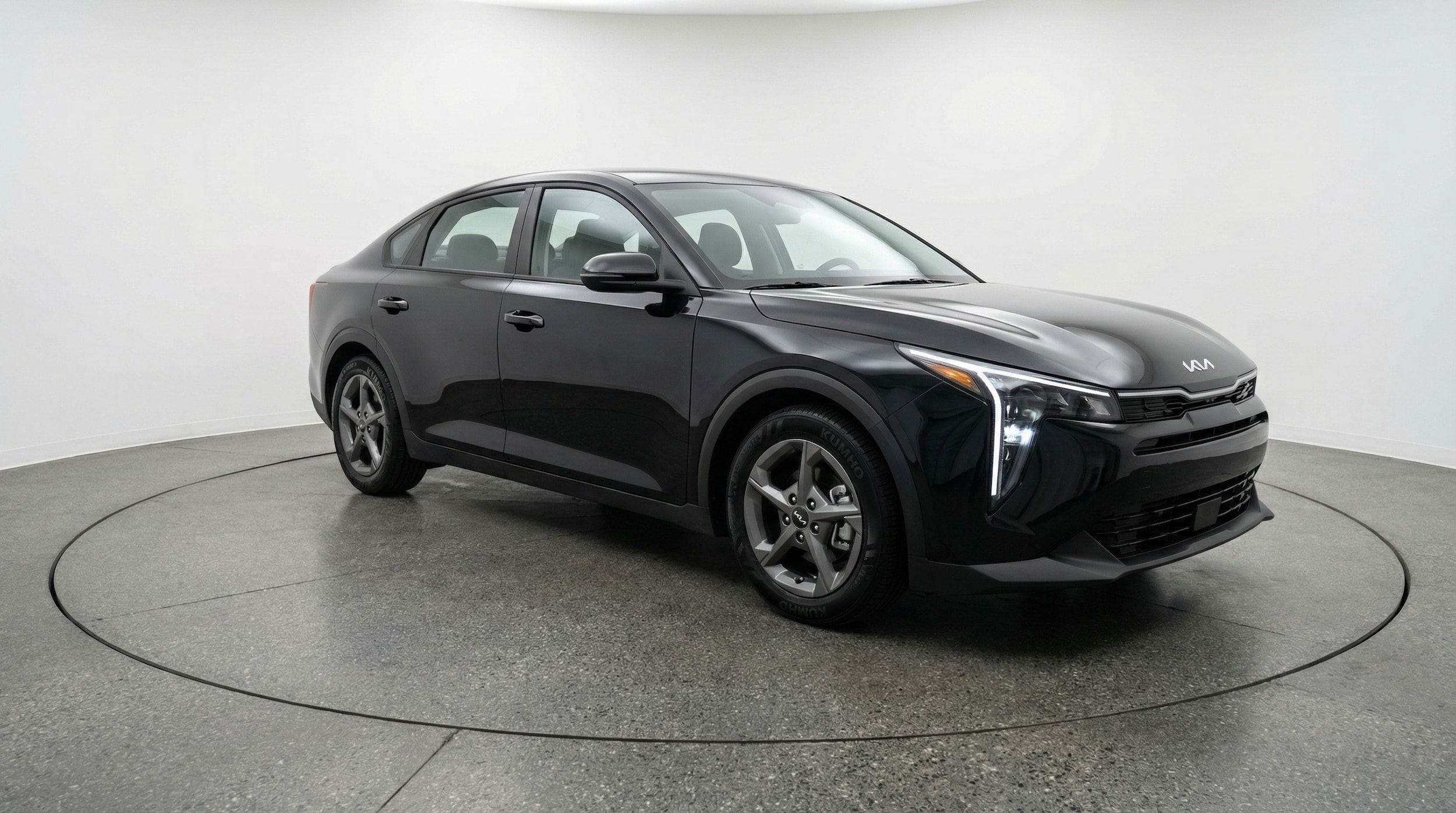 Thumbnail: 2025 Kia K4 - 1