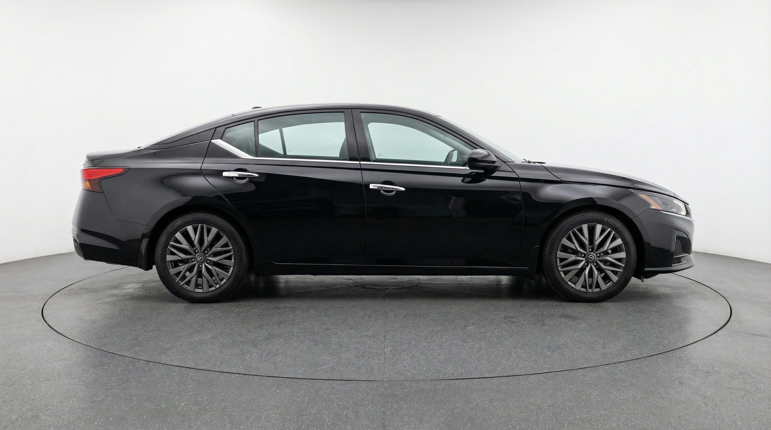 Thumbnail: 2025 Nissan Altima - 11