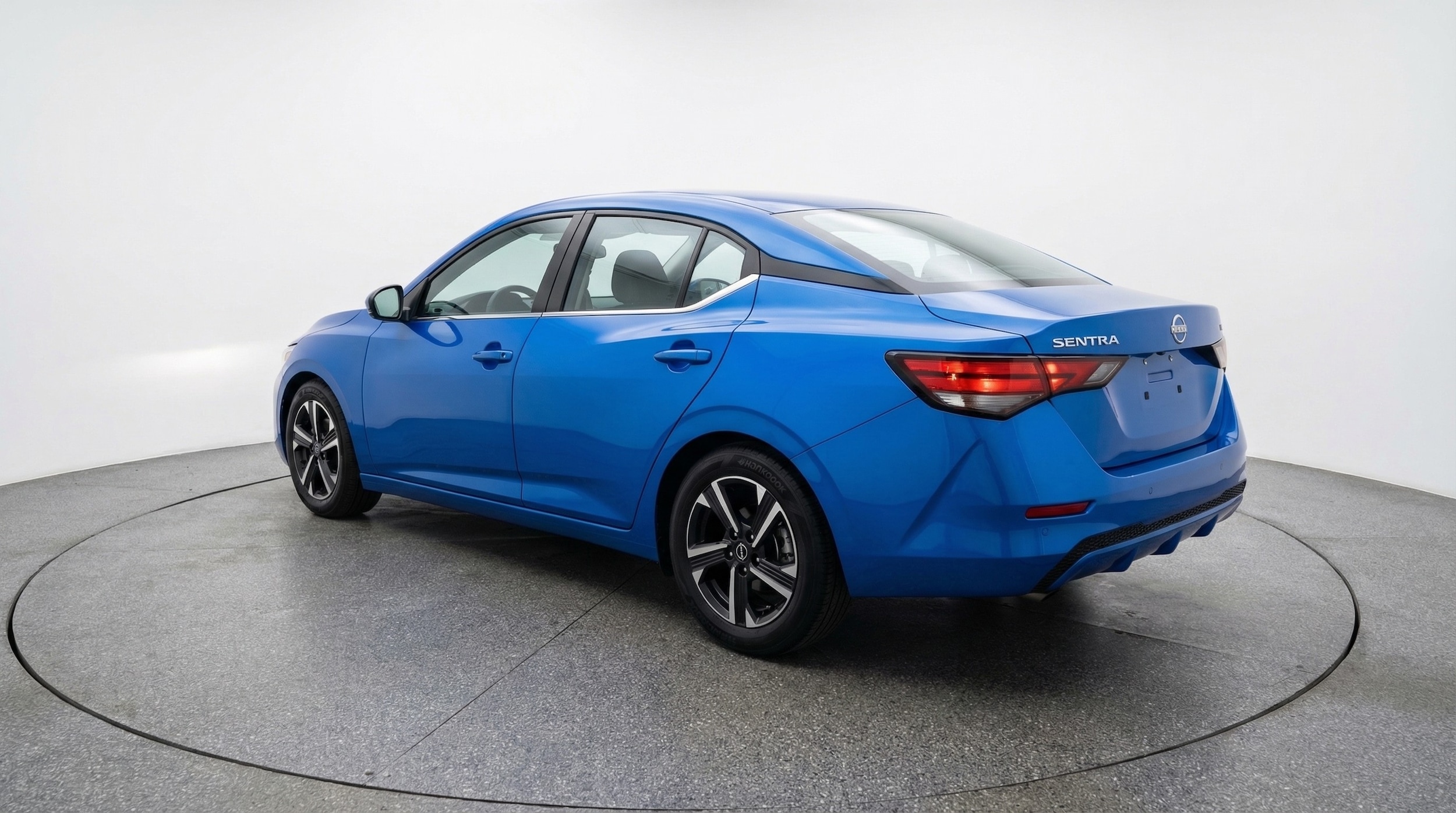 Thumbnail: 2025 Nissan Sentra - 5