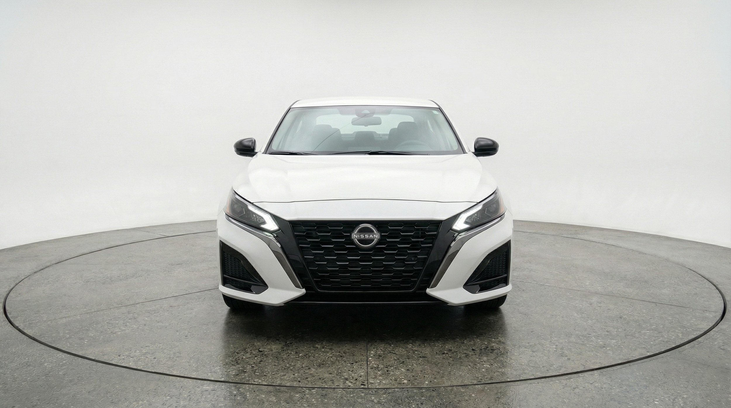 Thumbnail: 2025 Nissan Altima - 2