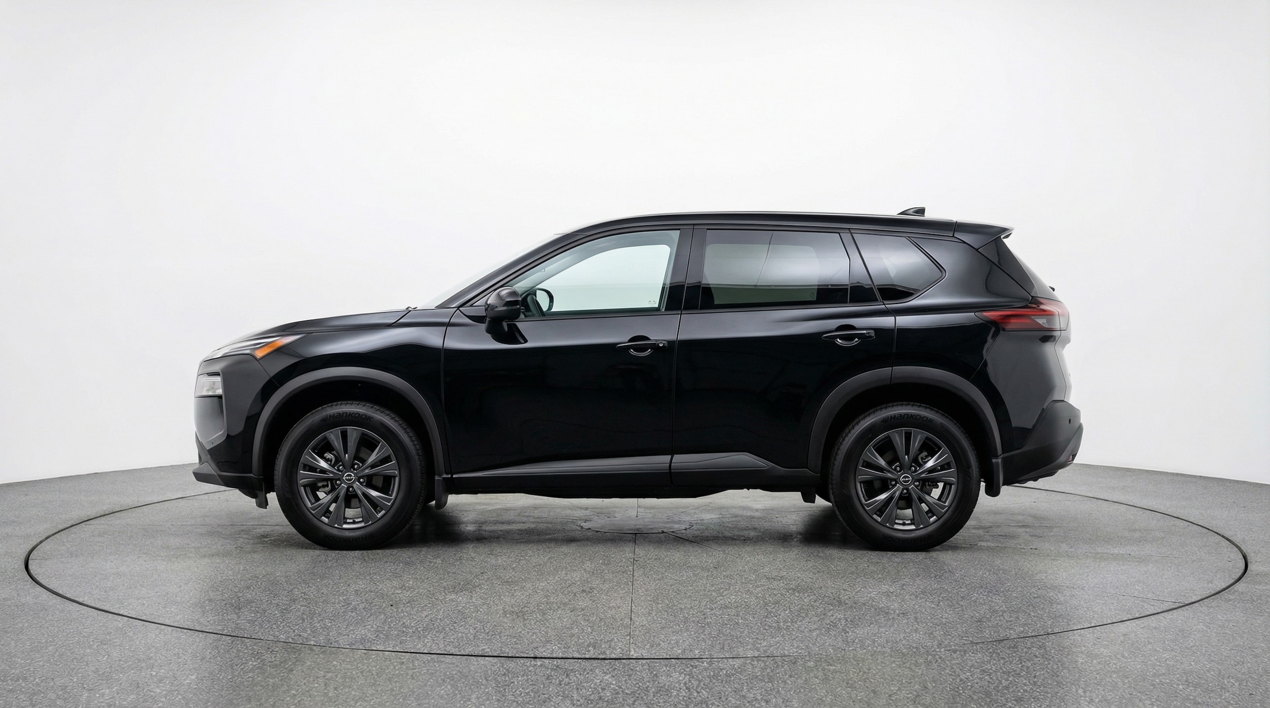 Thumbnail: 2025 Nissan Rogue - 4