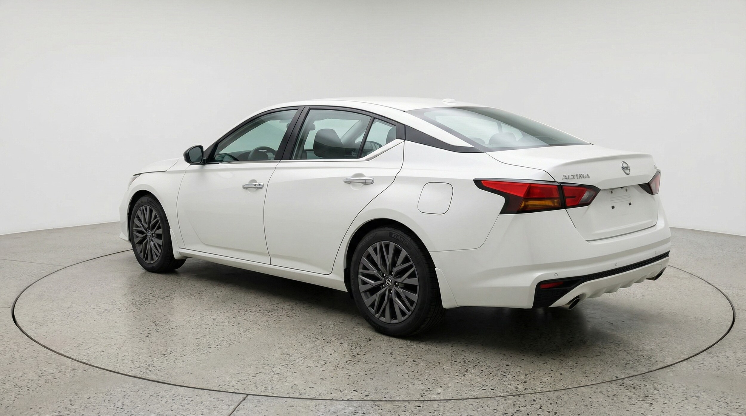 Thumbnail: 2025 Nissan Altima - 5