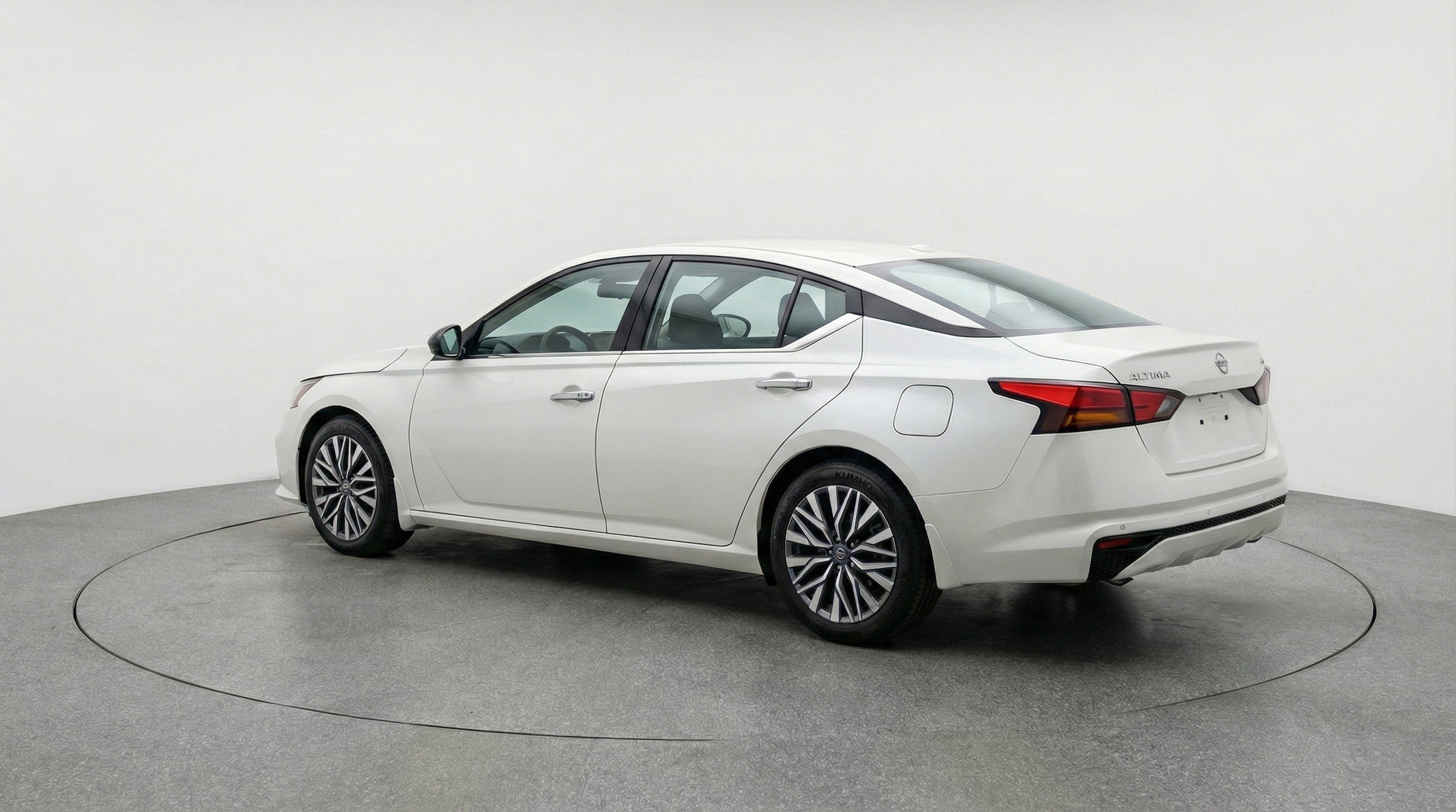 Thumbnail: 2025 Nissan Altima - 6
