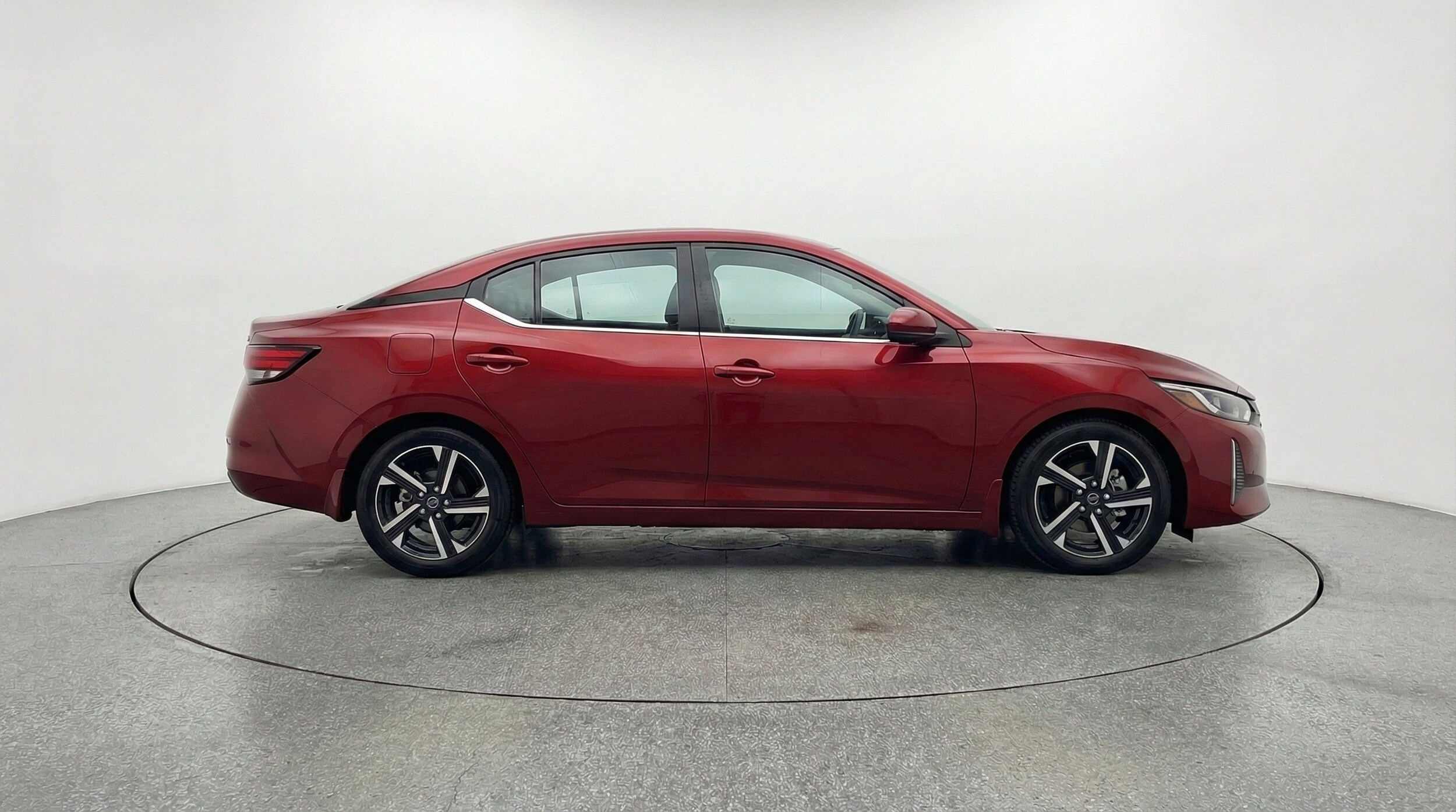 Thumbnail: 2025 Nissan Sentra - 11