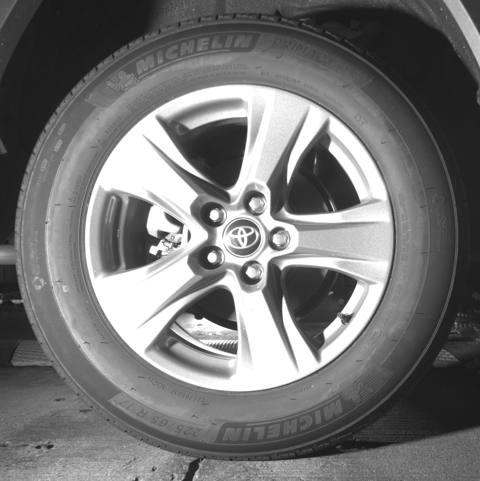 Thumbnail: 2025 Toyota RAV4 - 12