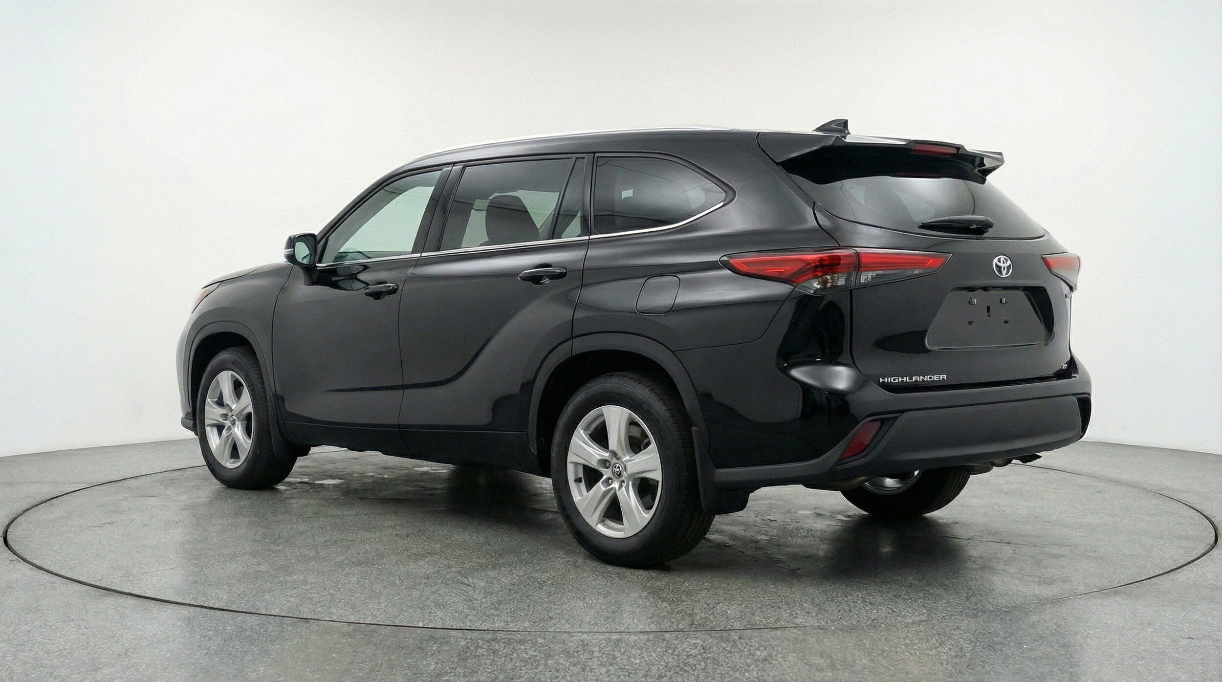 Thumbnail: 2025 Toyota Highlander - 6