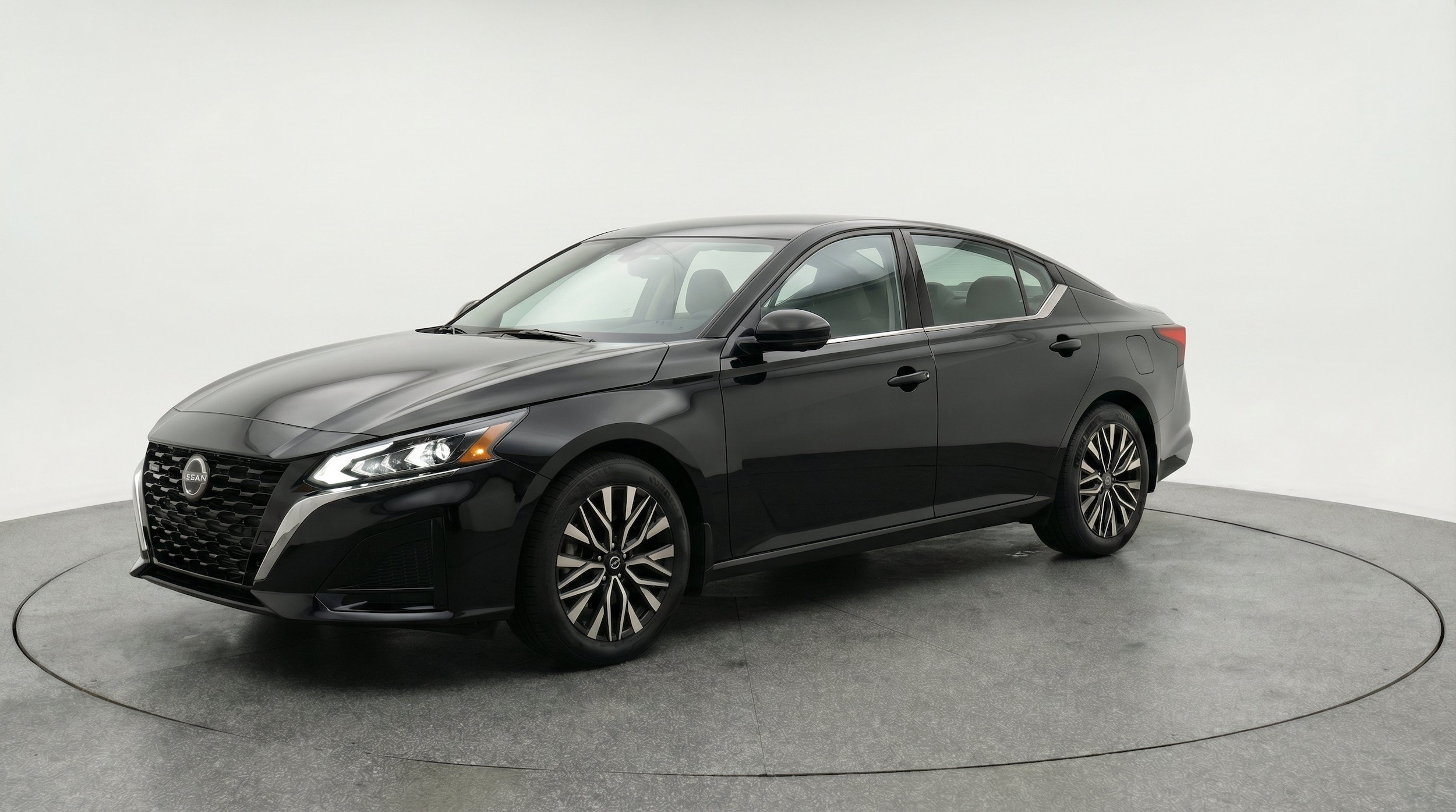 Thumbnail: 2026 Nissan Altima - 3