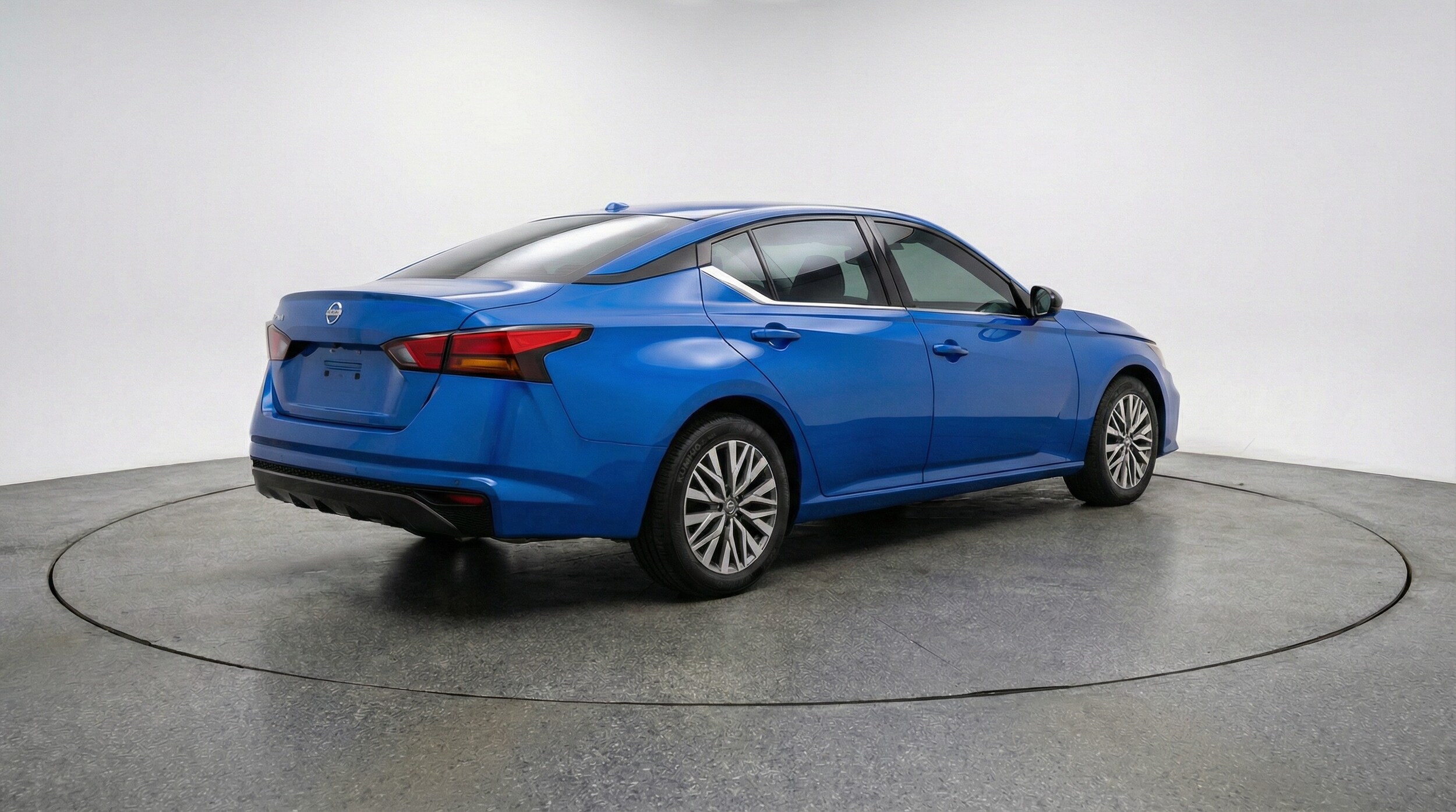 Thumbnail: 2025 Nissan Altima - 7