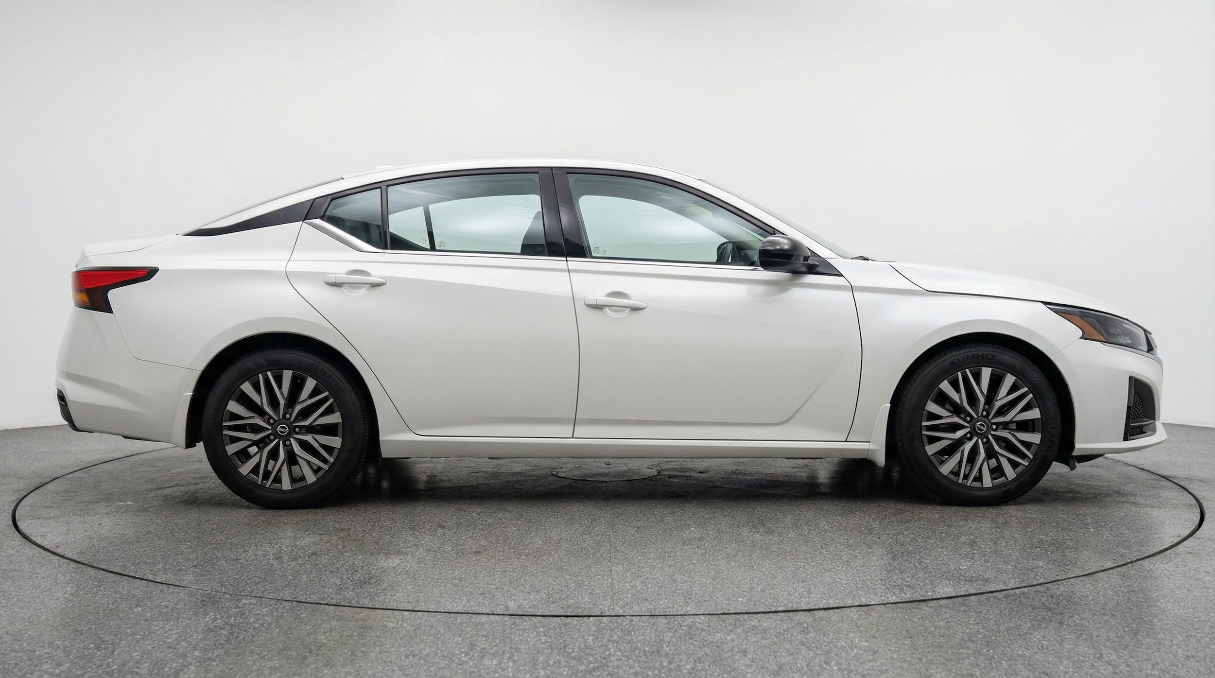 Thumbnail: 2025 Nissan Altima - 8