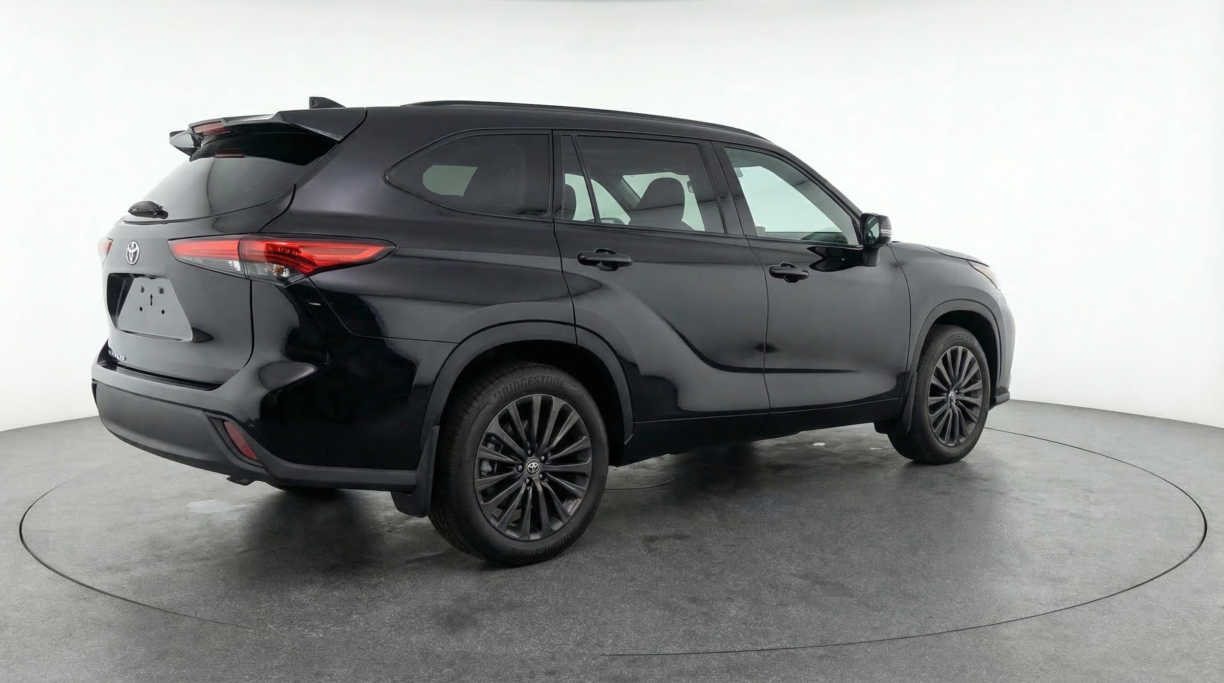 Thumbnail: 2025 Toyota Highlander - 7