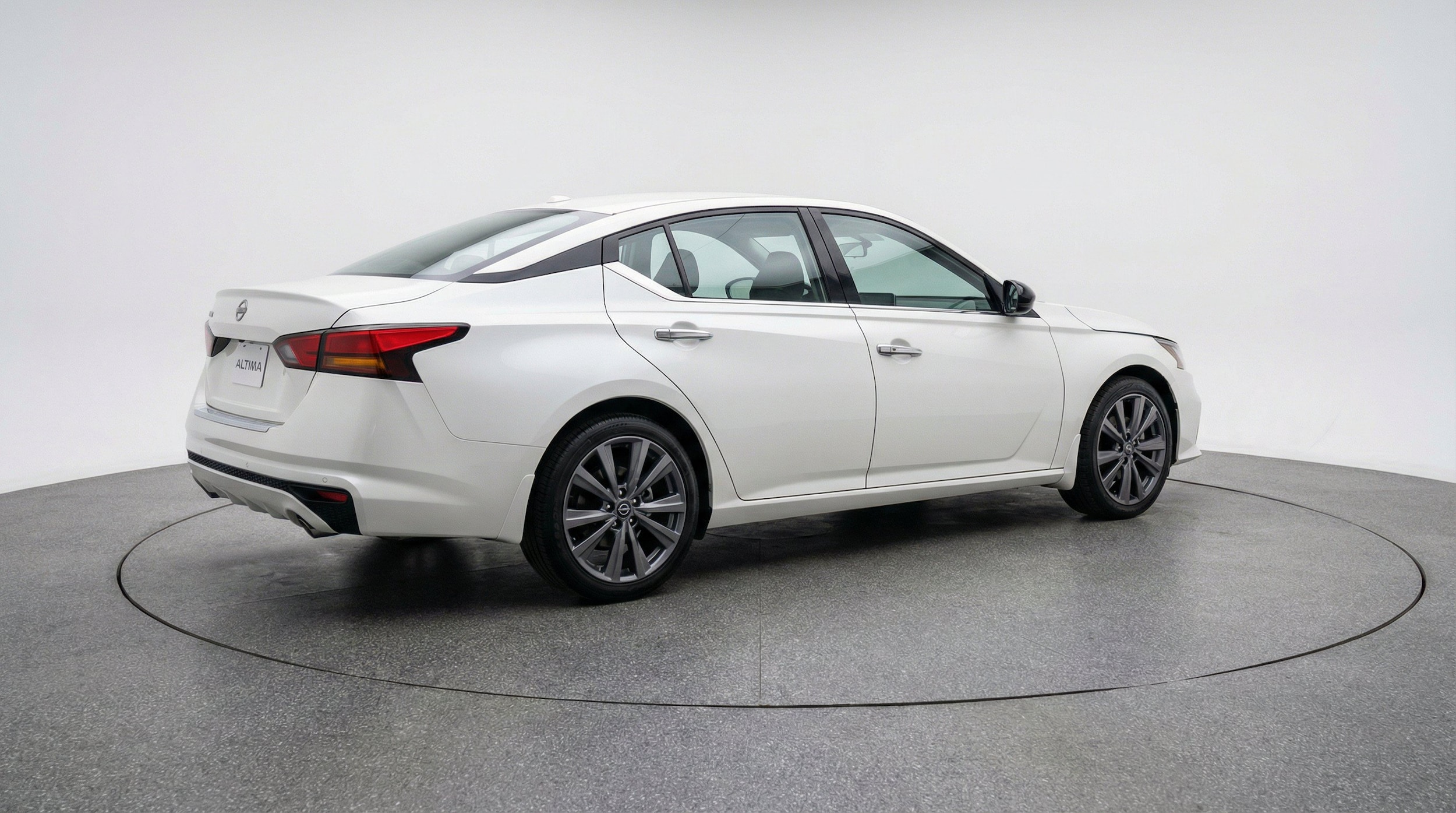 Thumbnail: 2025 Nissan Altima - 9