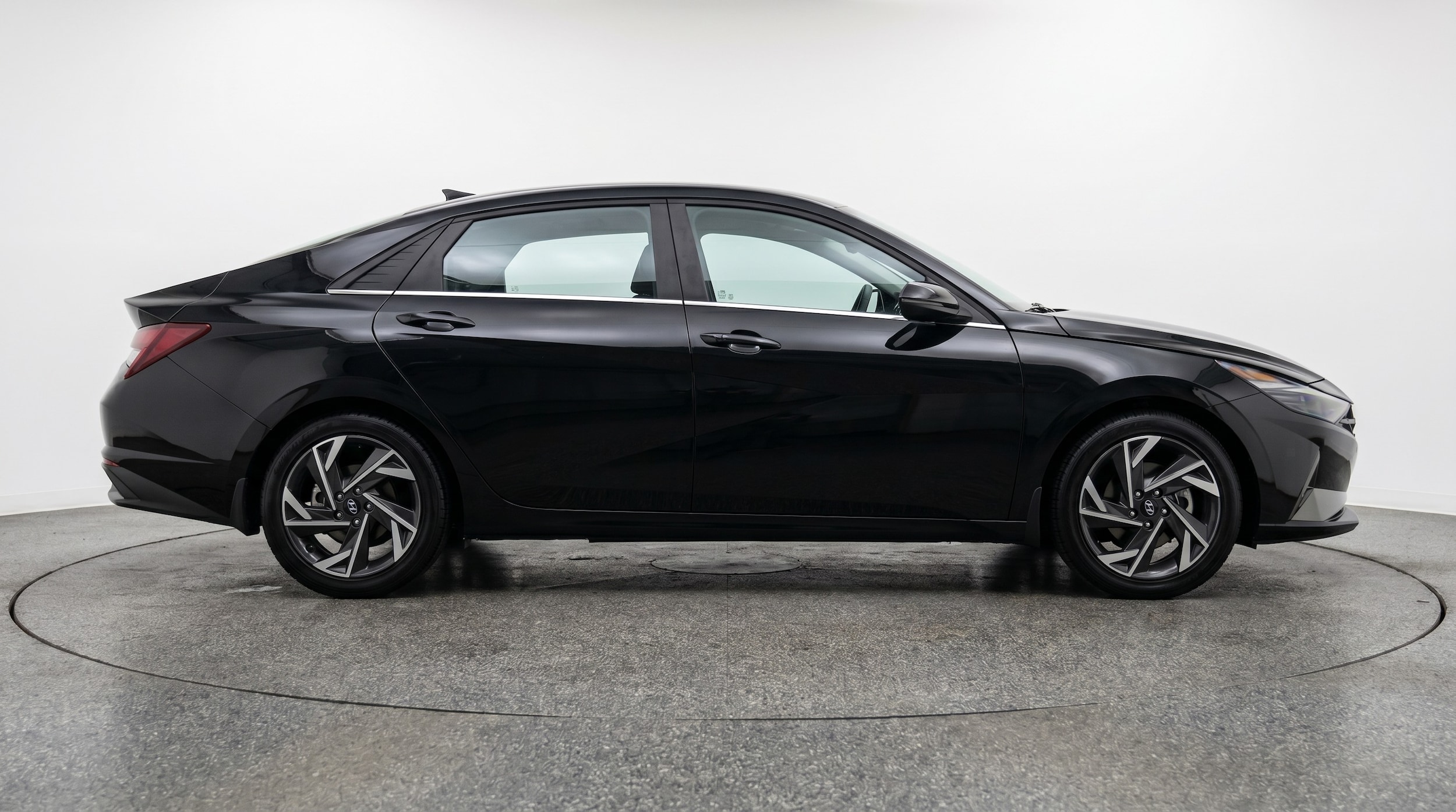 Thumbnail: 2025 Hyundai Elantra - 8