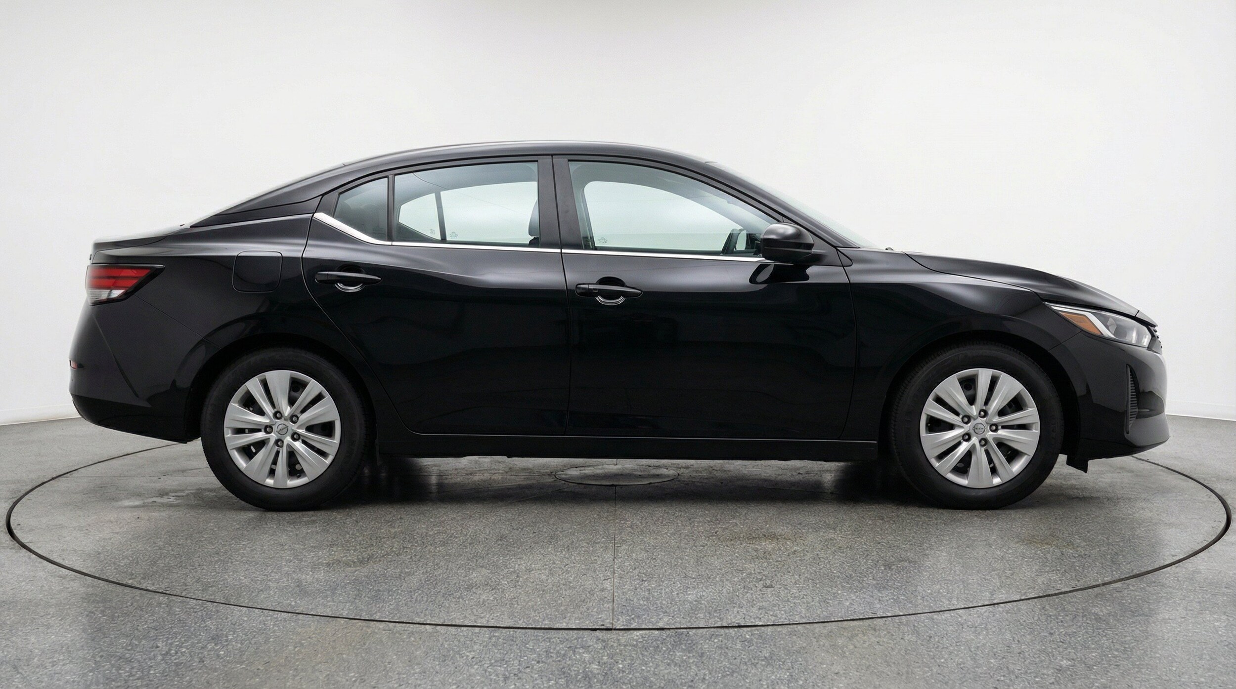 Thumbnail: 2025 Nissan Sentra - 11