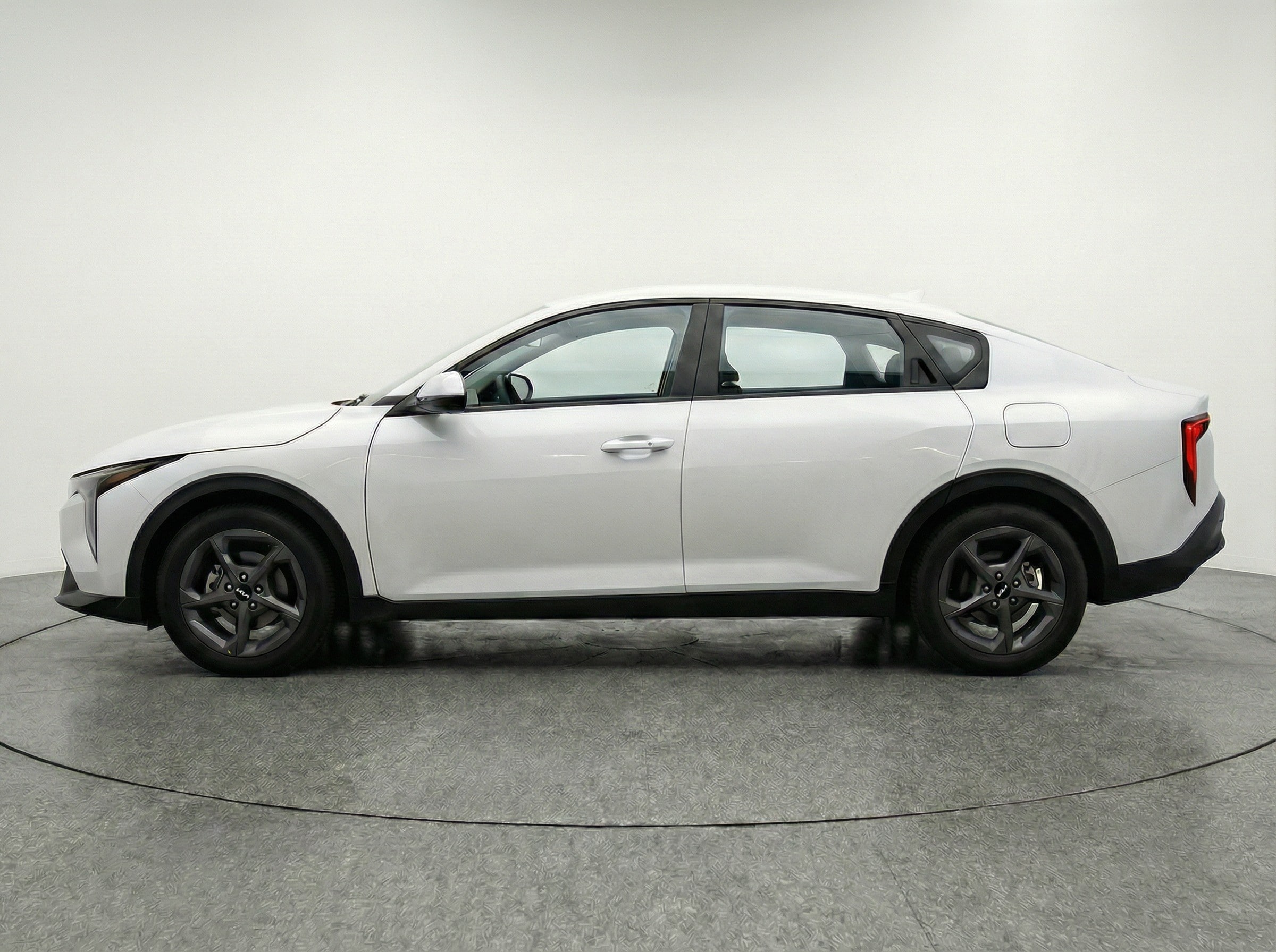 Thumbnail: 2025 Kia K4 - 4