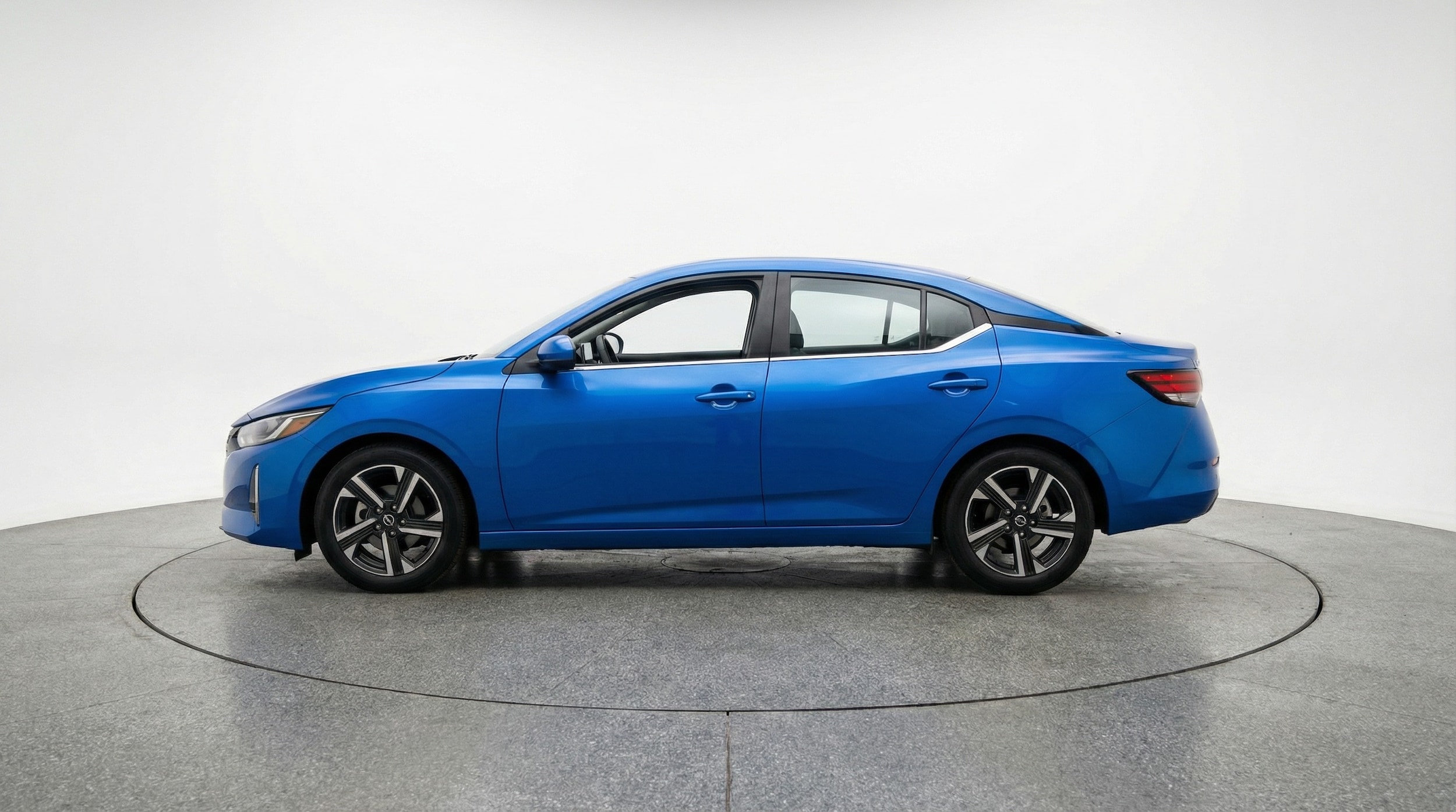 Thumbnail: 2025 Nissan Sentra - 4