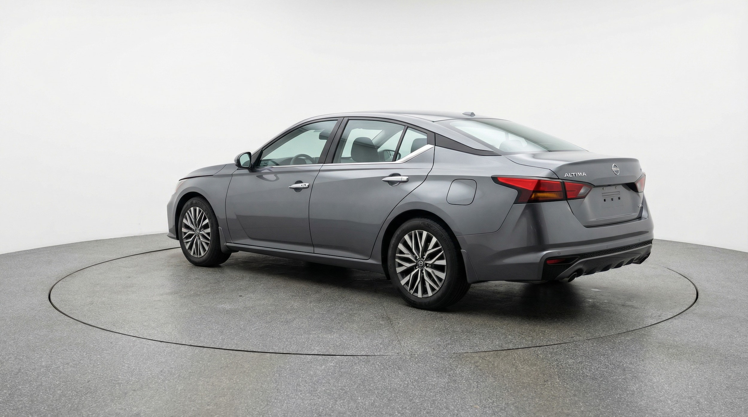 Thumbnail: 2025 Nissan Altima - 5