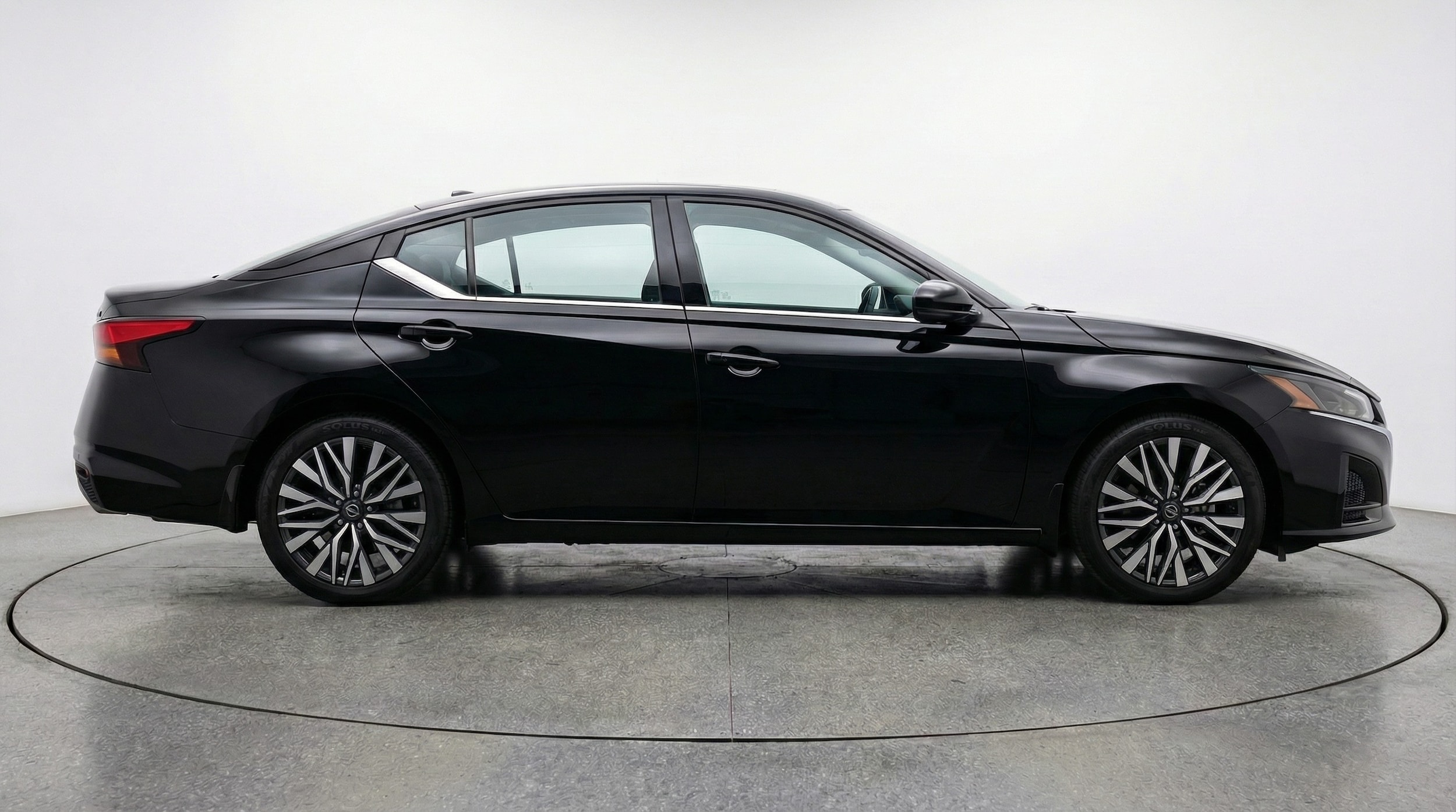 Thumbnail: 2025 Nissan Altima - 8