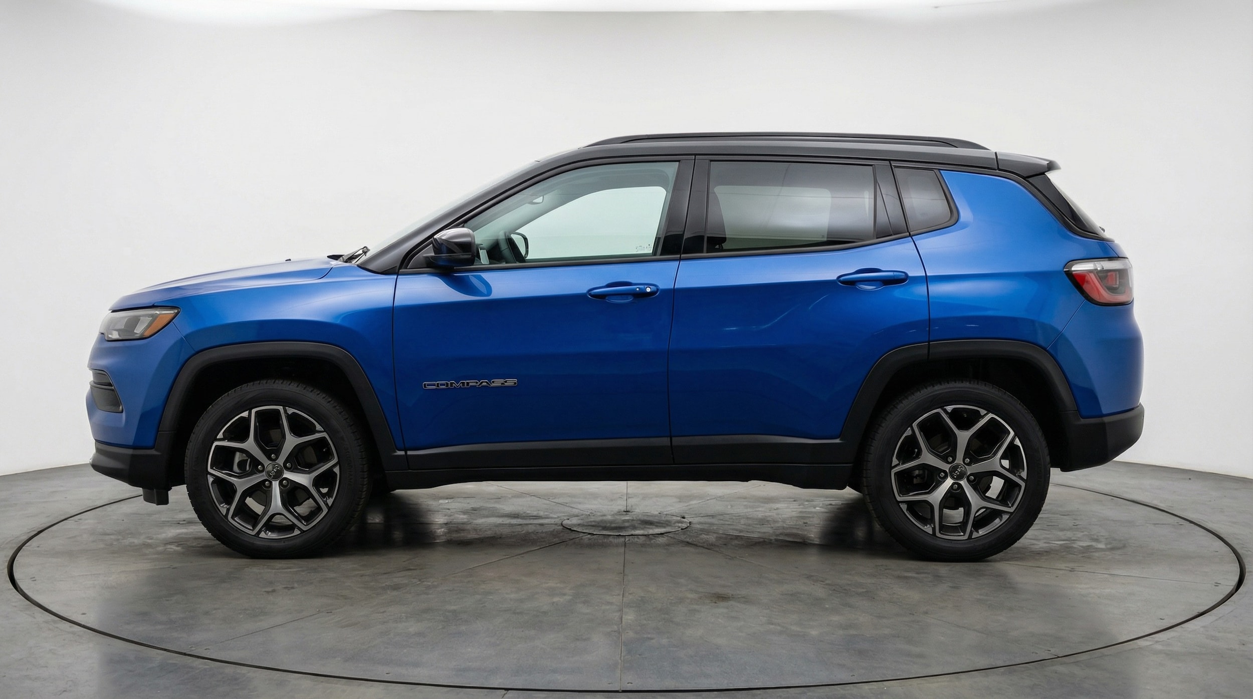 Thumbnail: 2025 Jeep Compass - 4