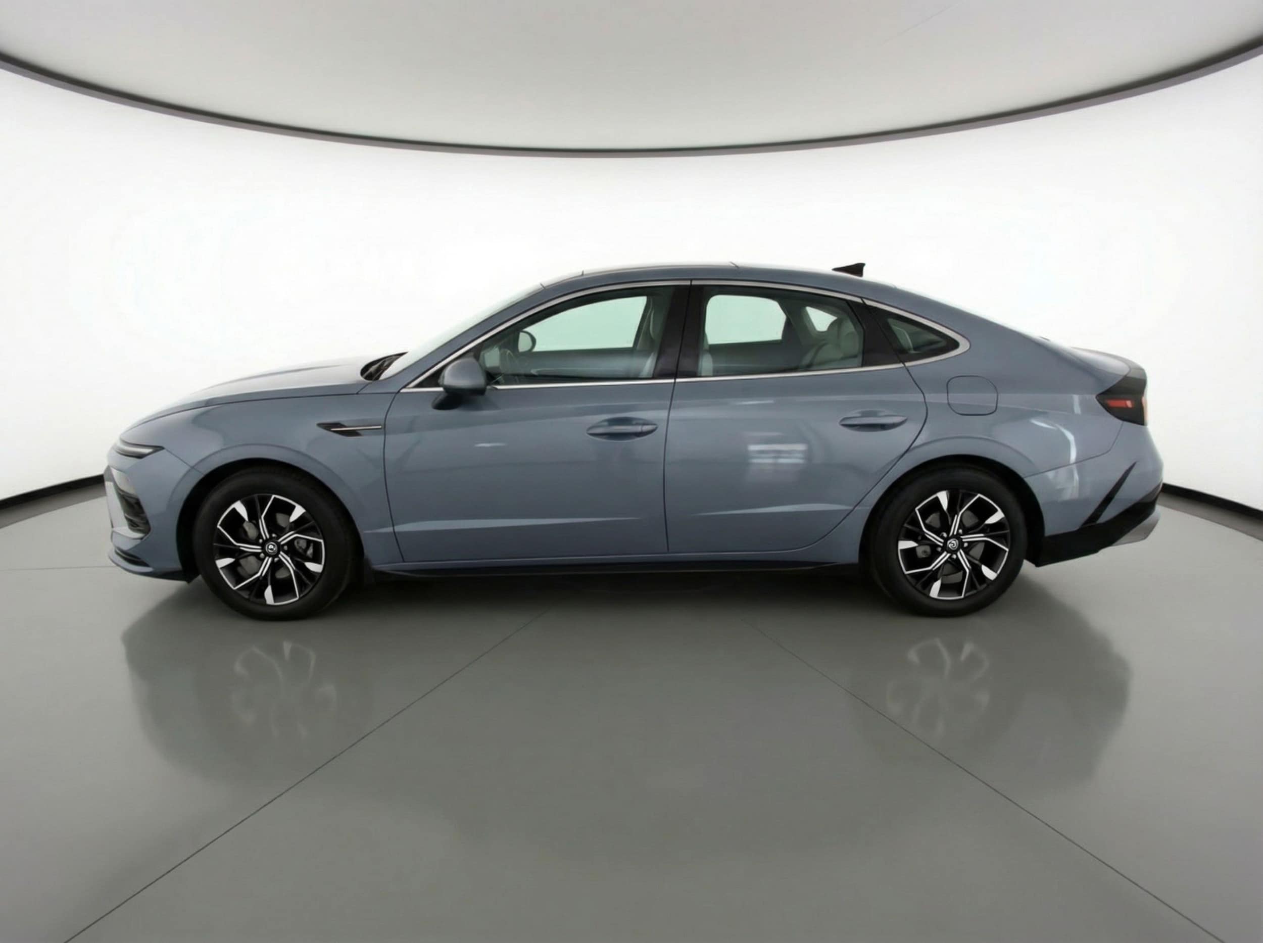 Thumbnail: 2025 Hyundai Sonata - 4