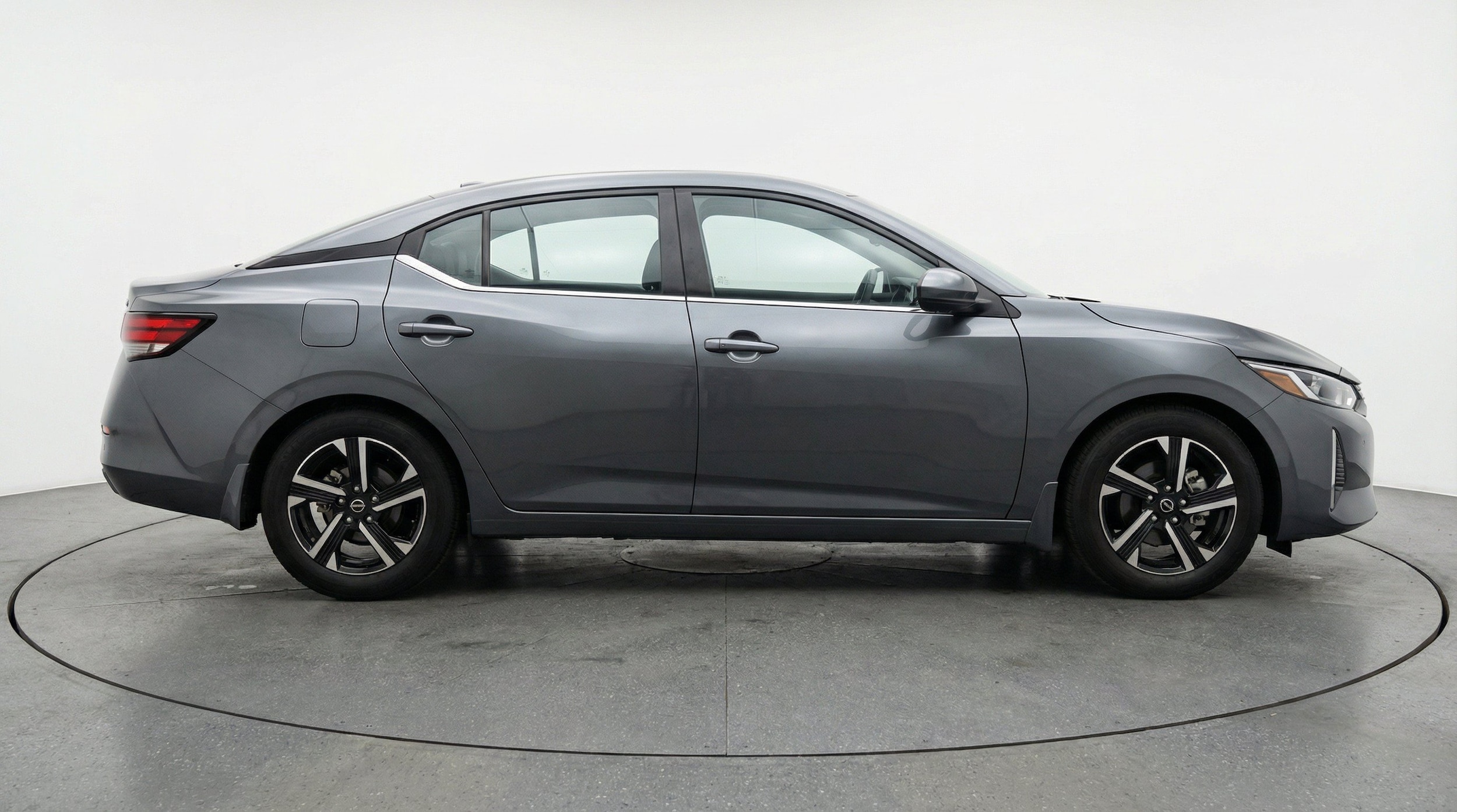 2025 Nissan Sentra SV - Photo 10