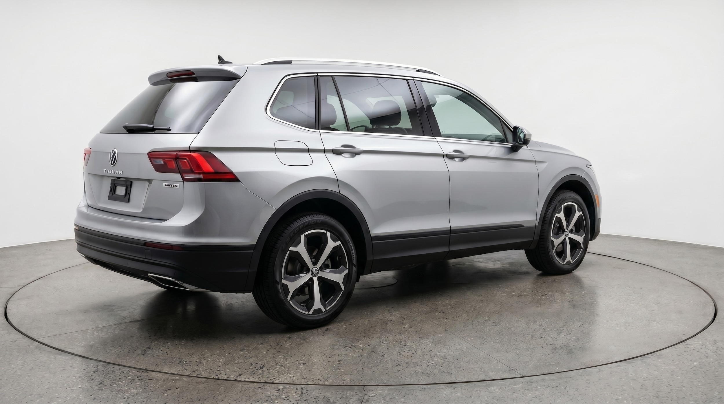 Thumbnail: 2026 Volkswagen Tiguan - 7