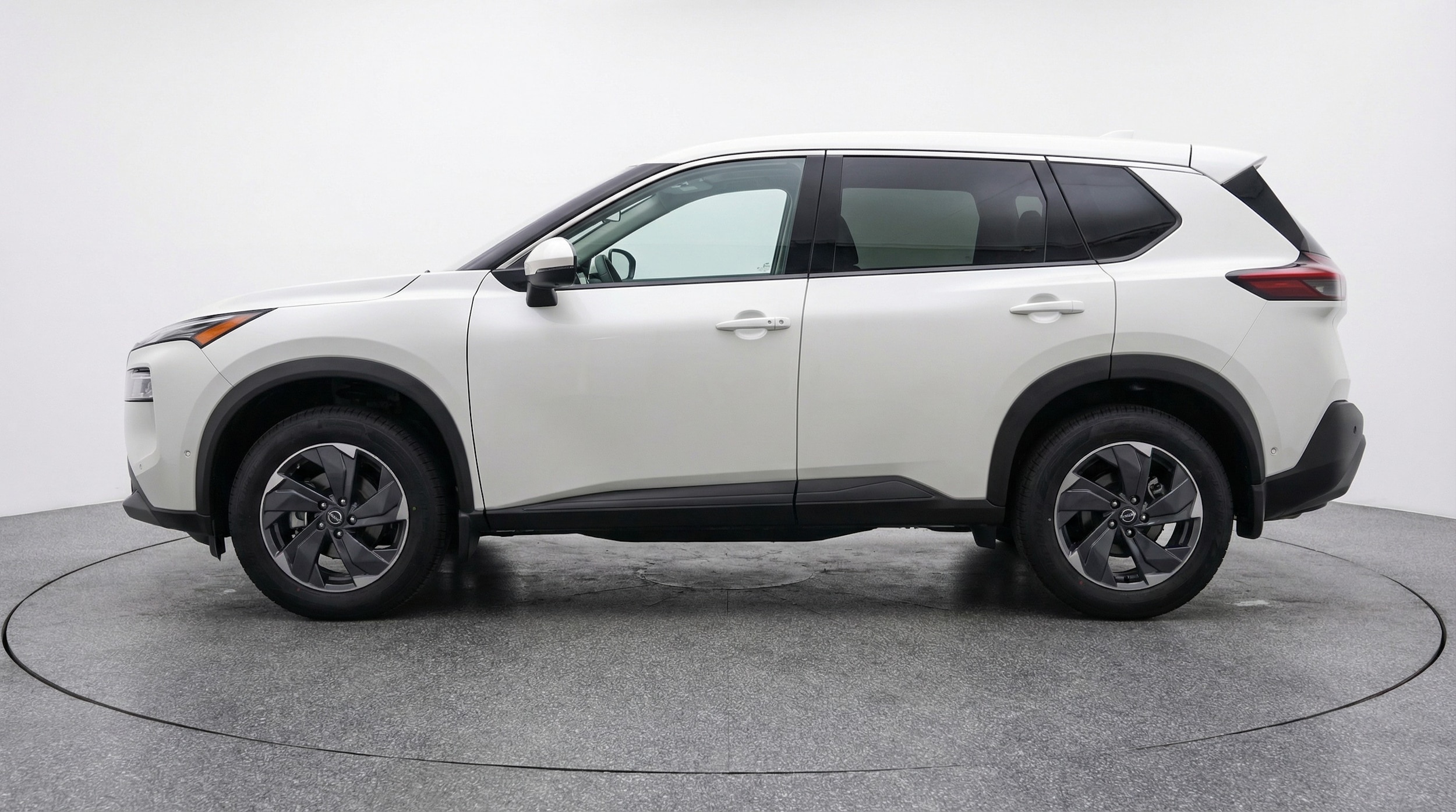 Thumbnail: 2025 Nissan Rogue - 4