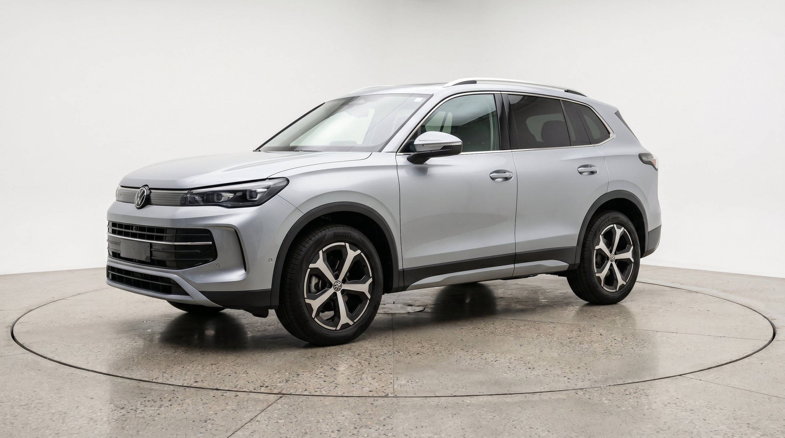 Thumbnail: 2026 Volkswagen Tiguan - 3