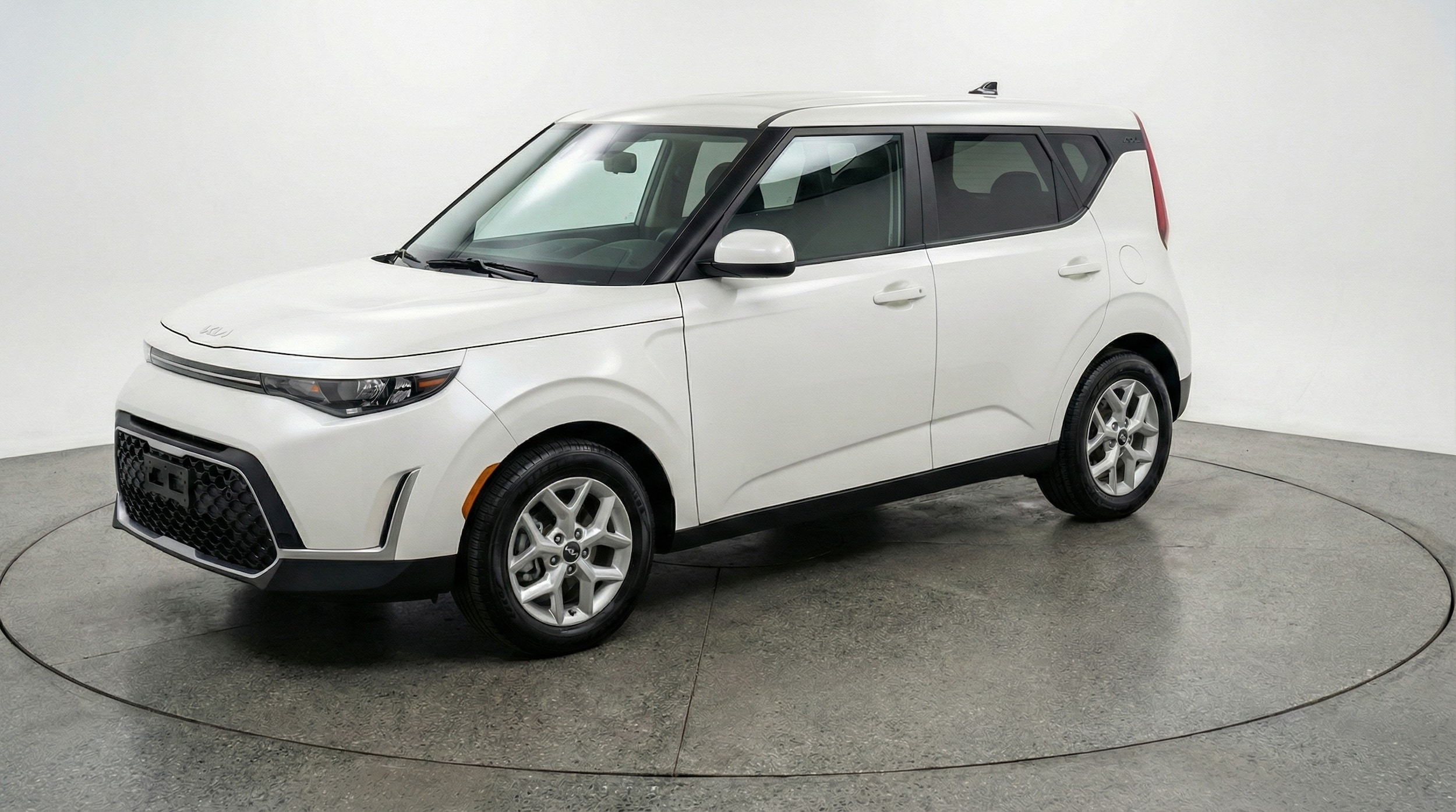 Thumbnail: 2025 Kia Soul - 3