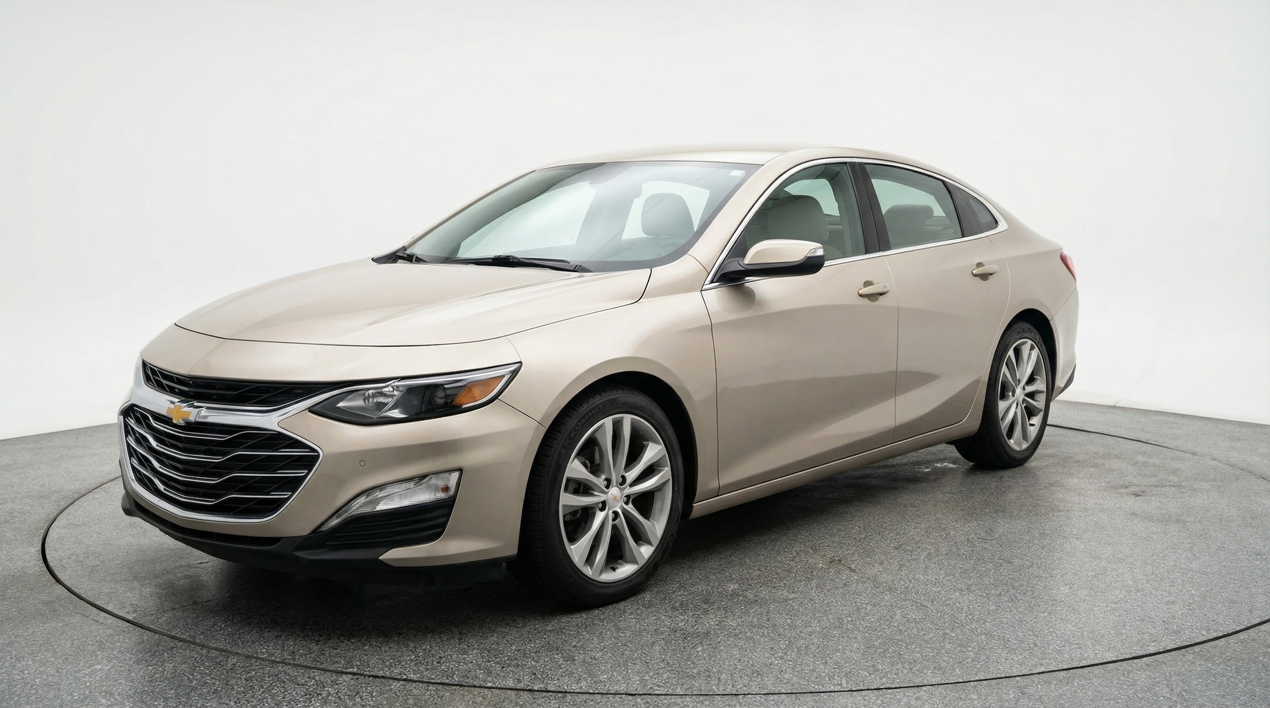 Thumbnail: 2024 Chevrolet Malibu - 3