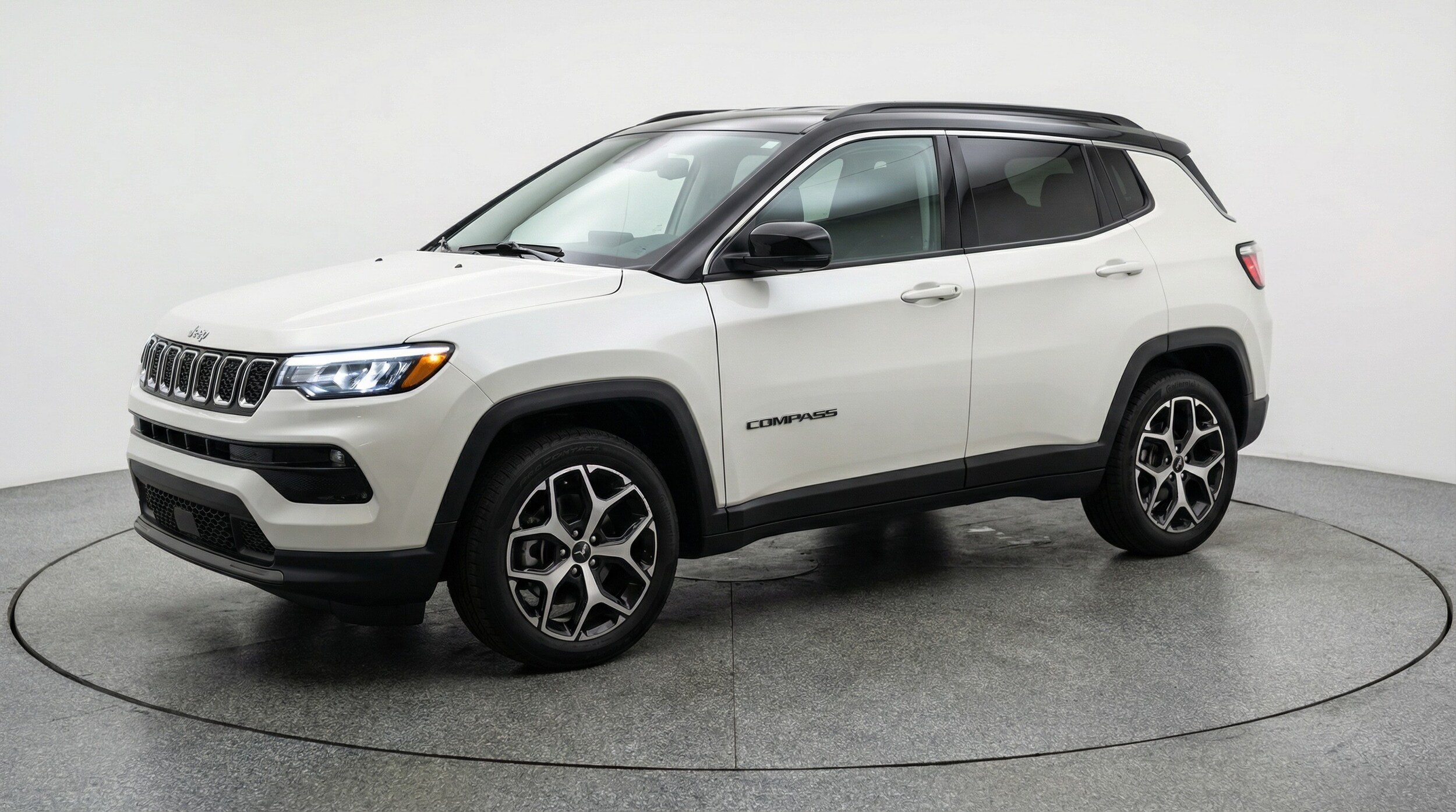 Thumbnail: 2025 Jeep Compass - 3