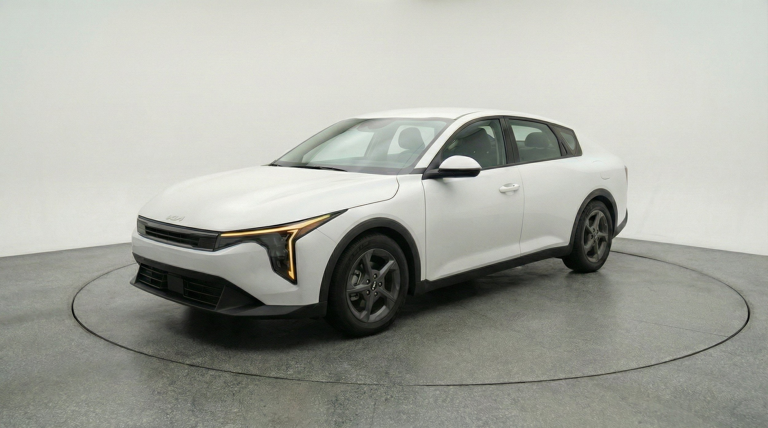 Thumbnail: 2025 Kia K4 - 3