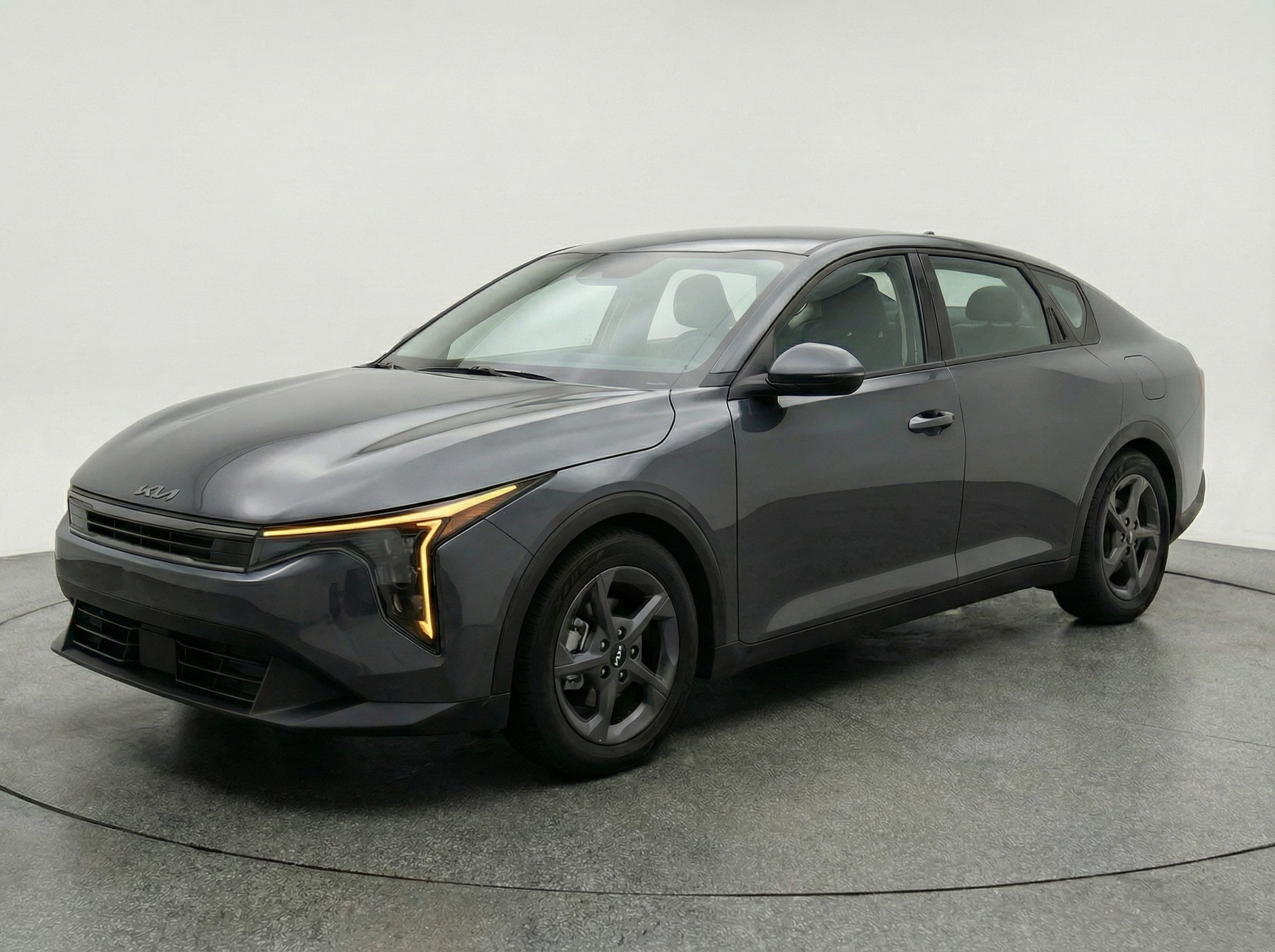 Thumbnail: 2025 Kia K4 - 3