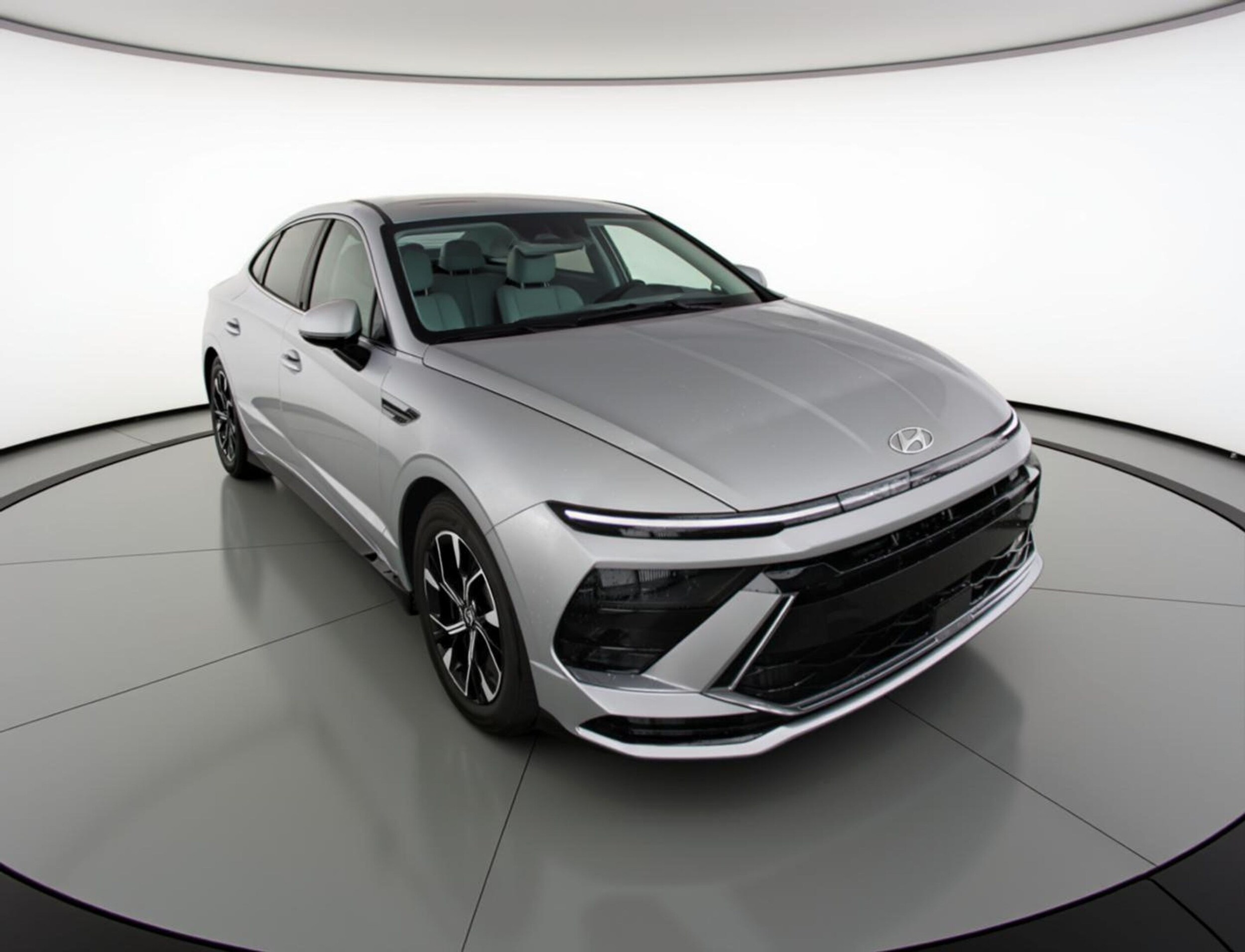 Thumbnail: 2025 Hyundai Sonata - 1