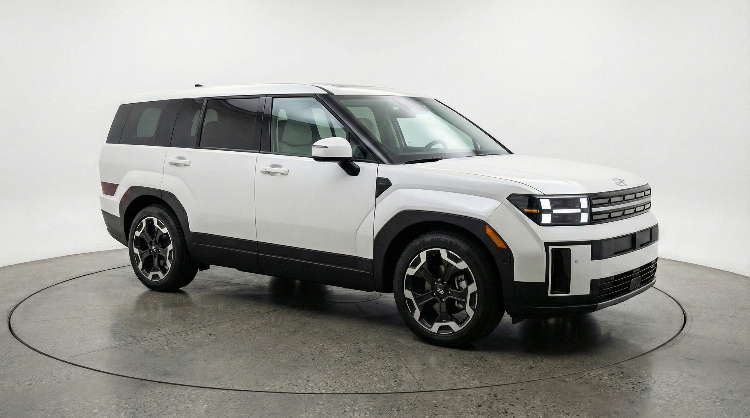 Thumbnail: 2025 Hyundai Santa Fe - 1