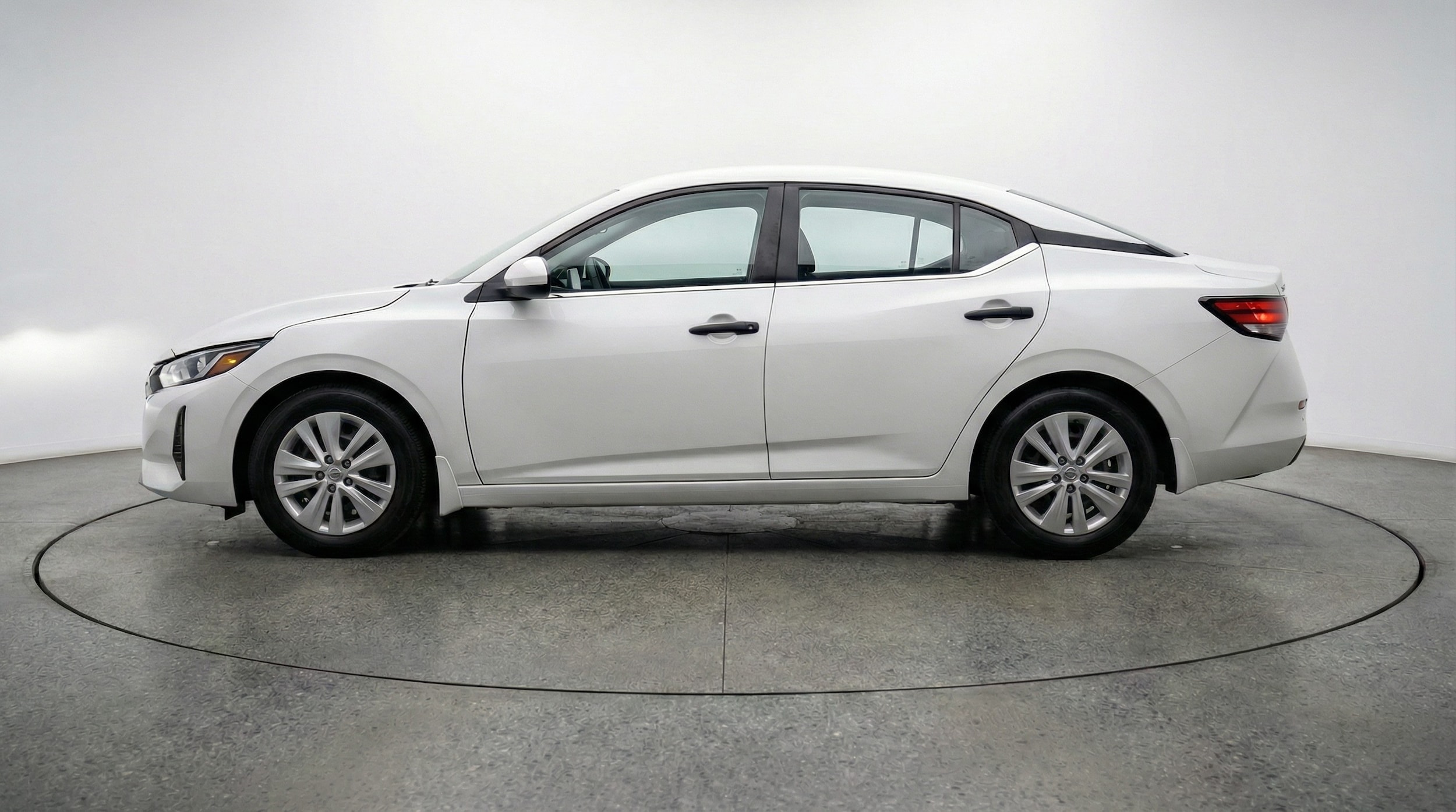 Thumbnail: 2025 Nissan Sentra - 4